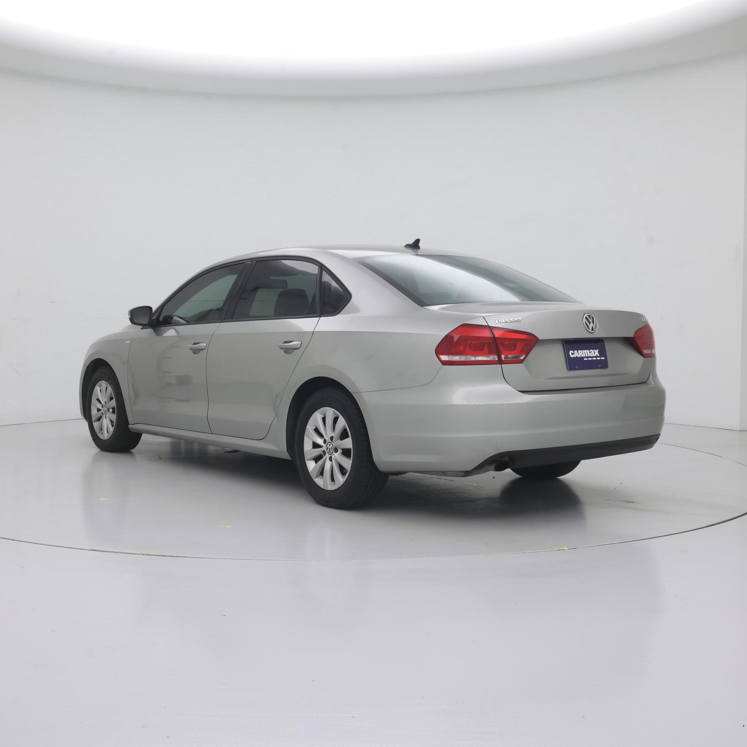 Thumbnail: 2014 Volkswagen Passat - 2