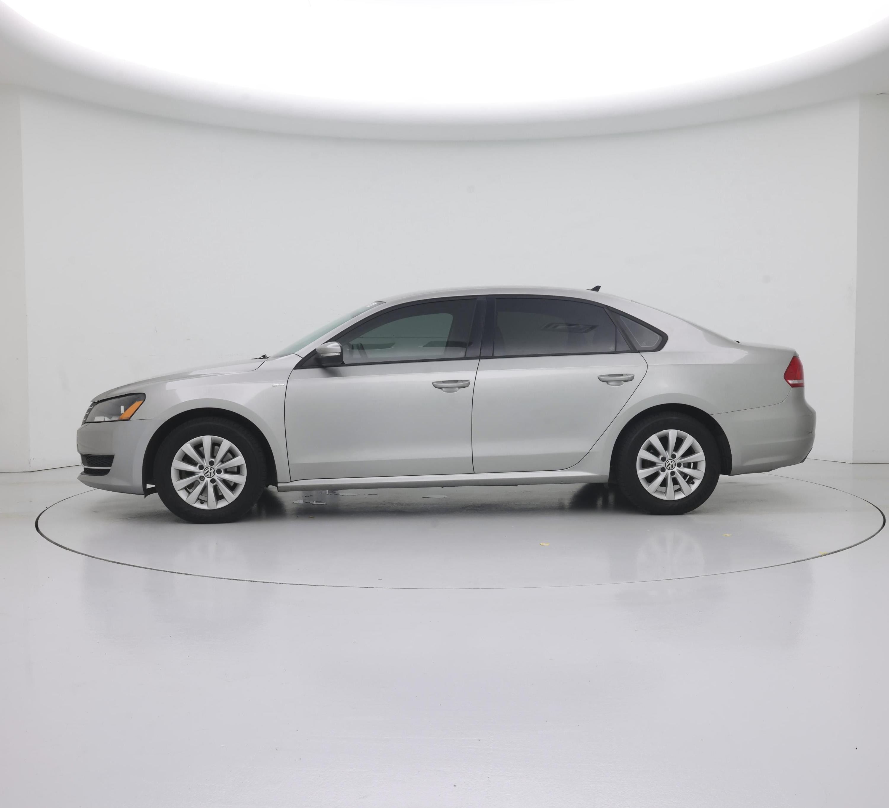 Thumbnail: 2014 Volkswagen Passat - 3
