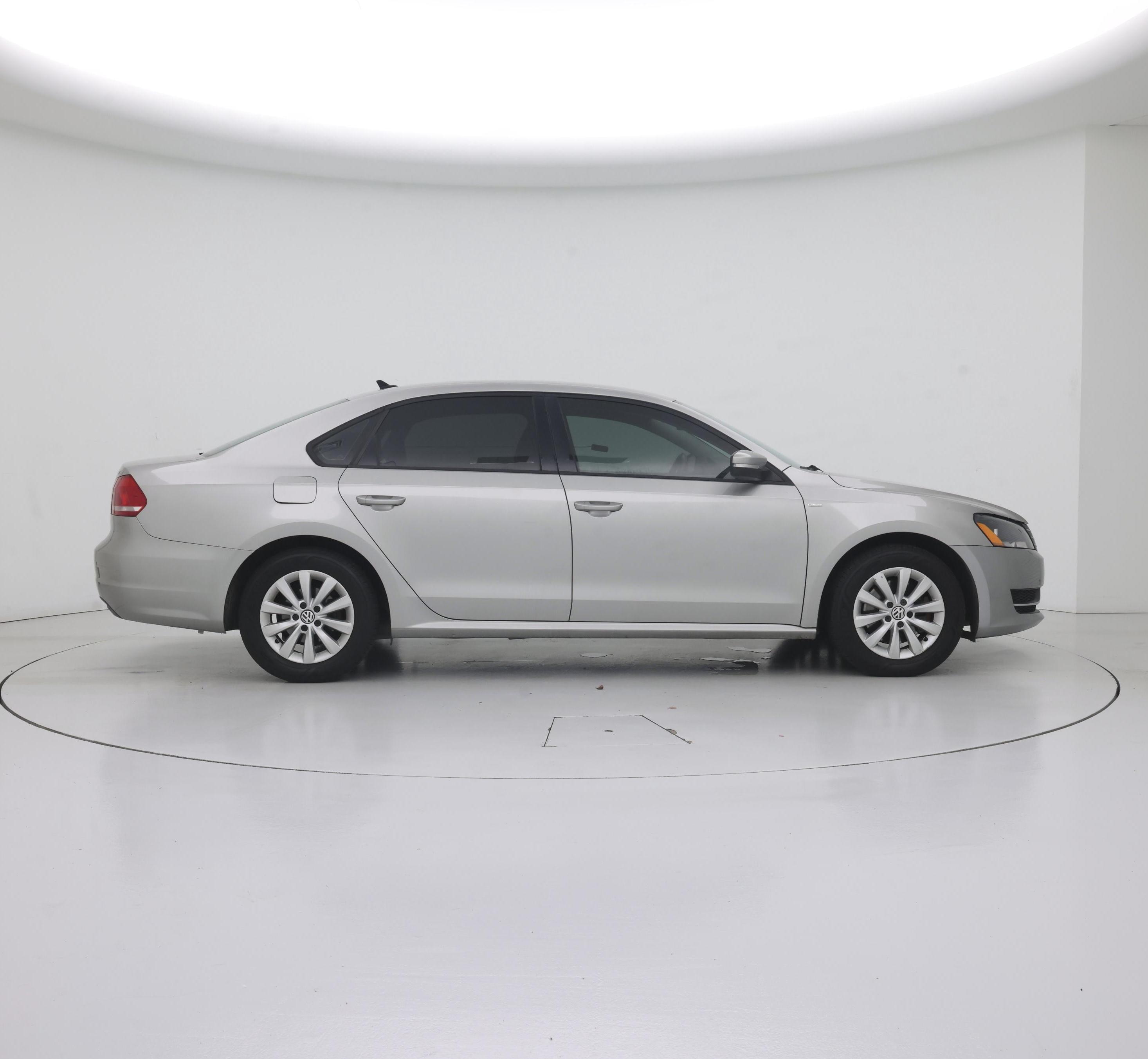 Thumbnail: 2014 Volkswagen Passat - 7