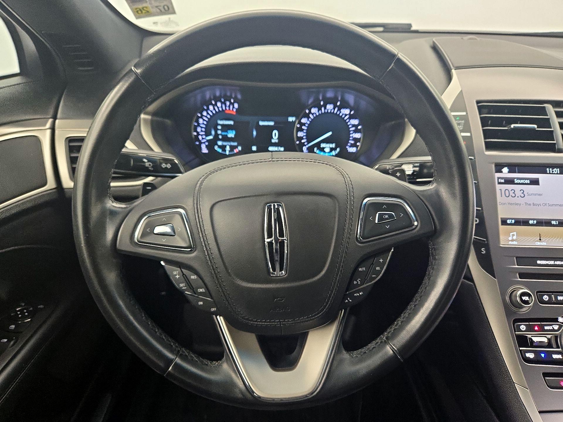 Thumbnail: 2018 Lincoln MKZ - 10