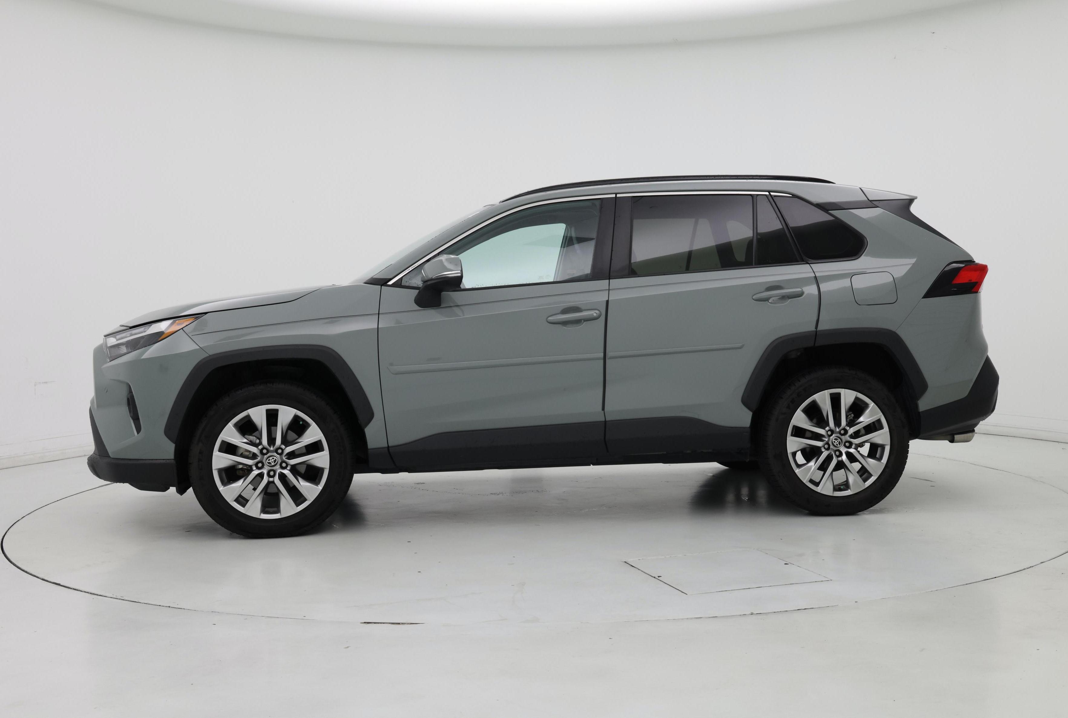 Thumbnail: 2023 Toyota RAV4 - 3