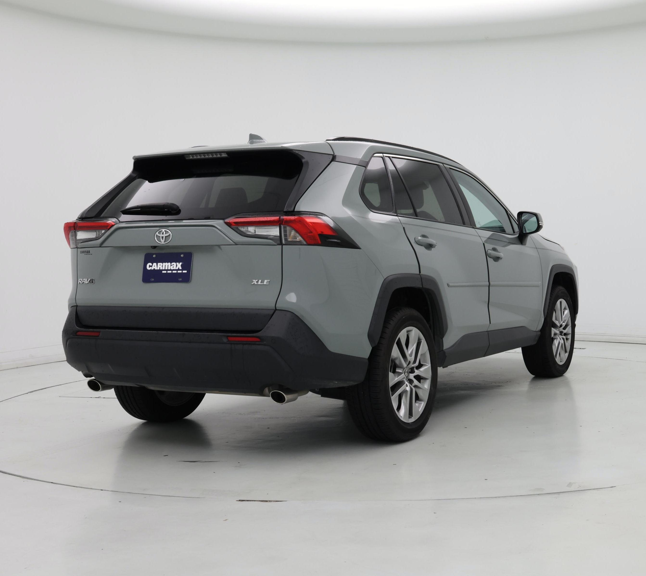 Thumbnail: 2023 Toyota RAV4 - 8
