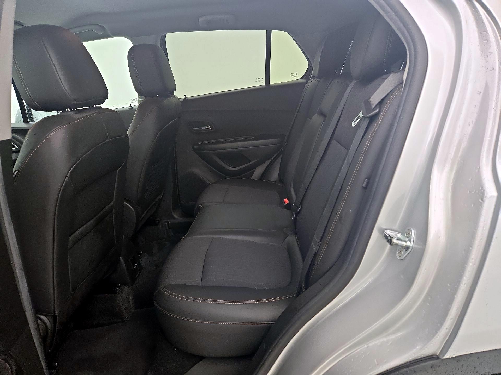 Thumbnail: 2021 Chevrolet Trax - 19