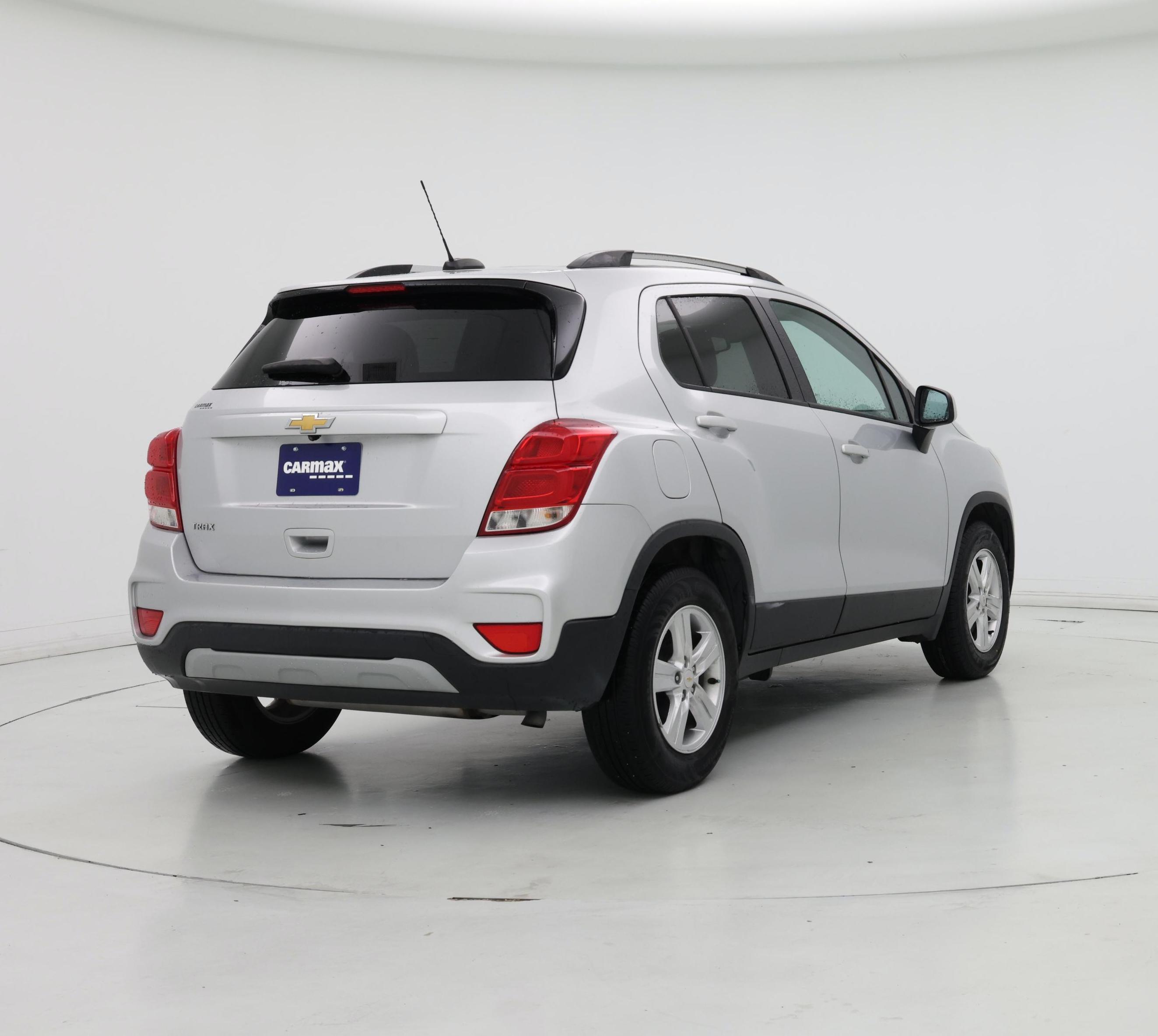Thumbnail: 2021 Chevrolet Trax - 8