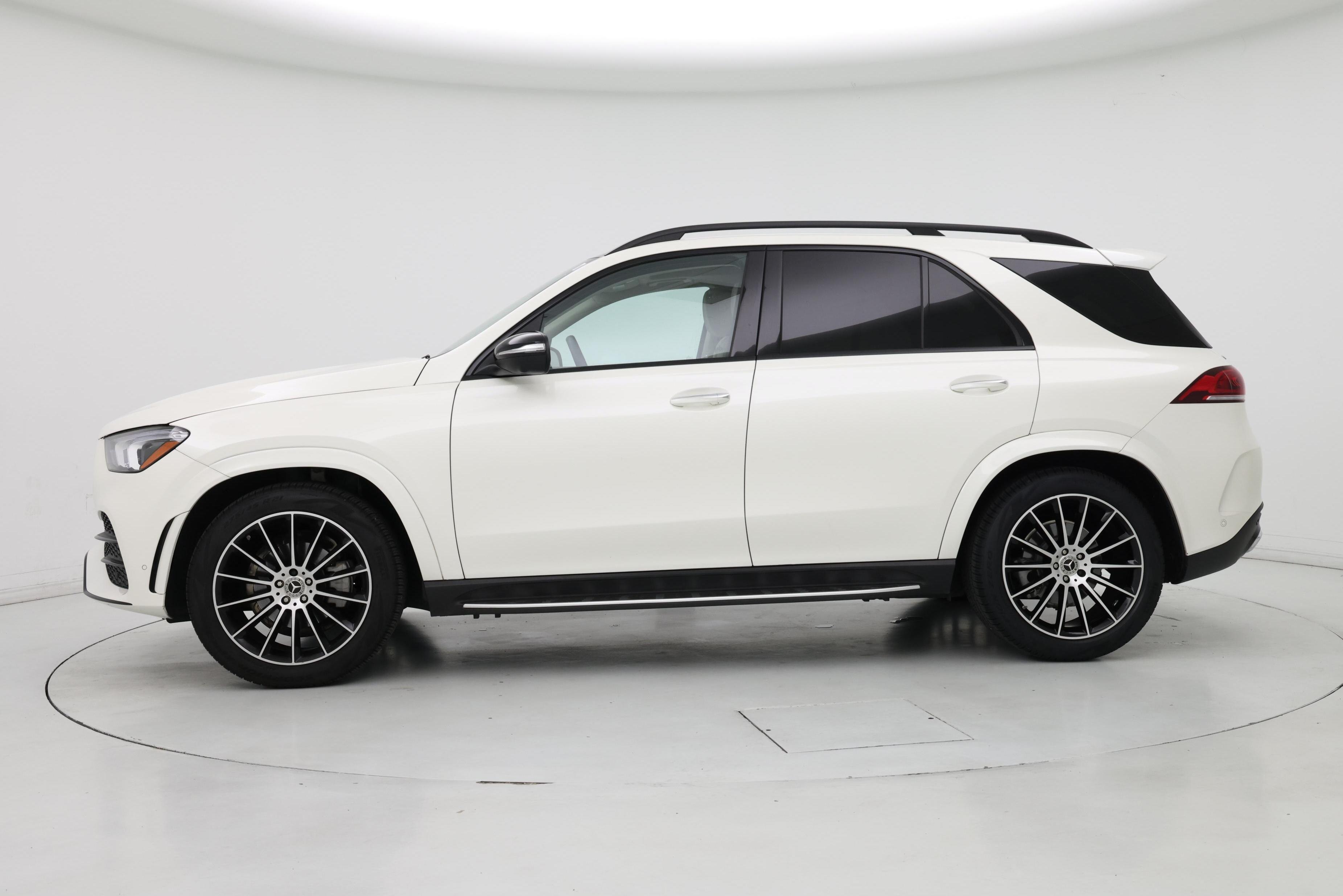 Thumbnail: 2022 Mercedes-Benz GLE - 3