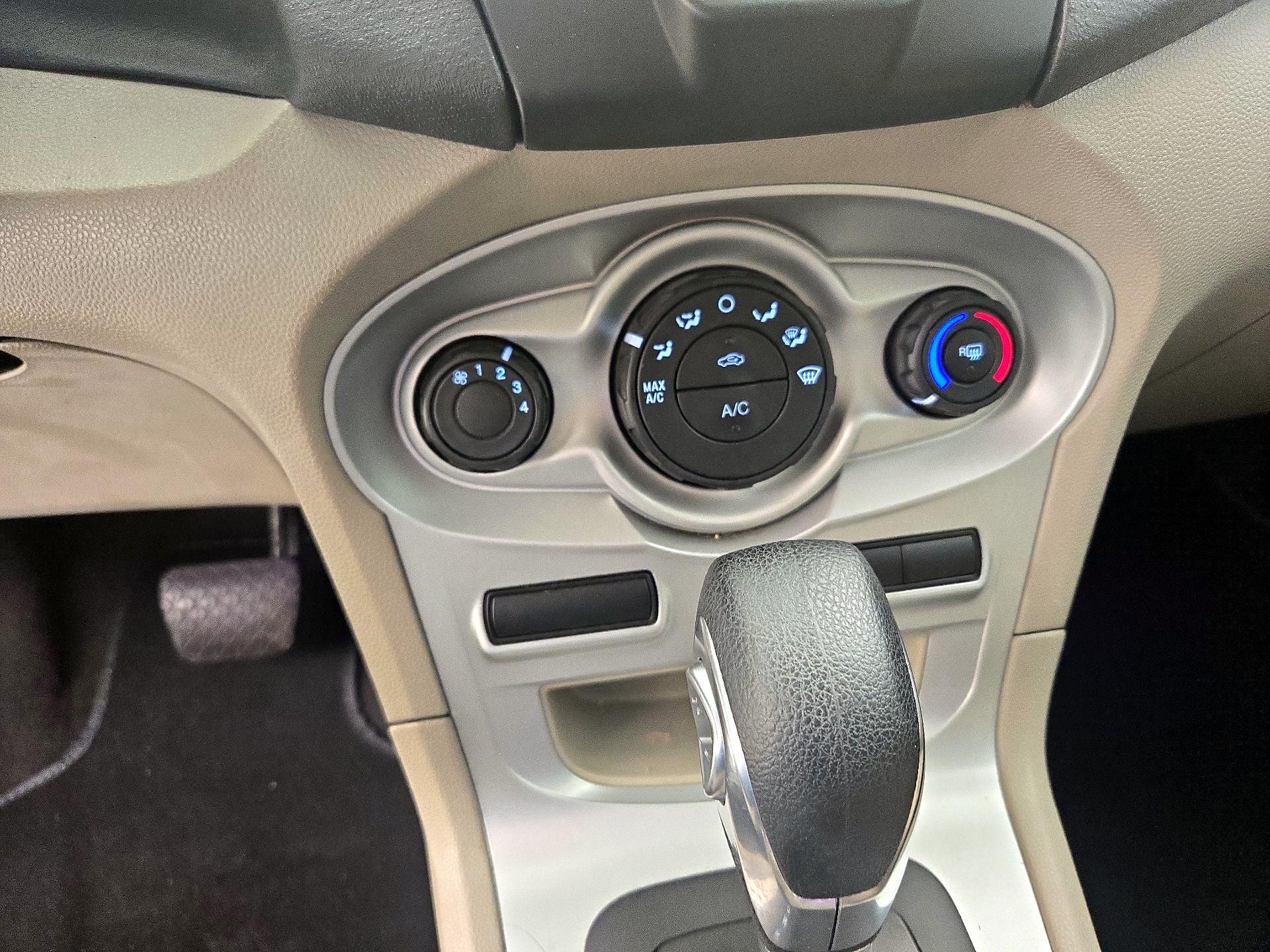 Thumbnail: 2018 Ford Fiesta - 16