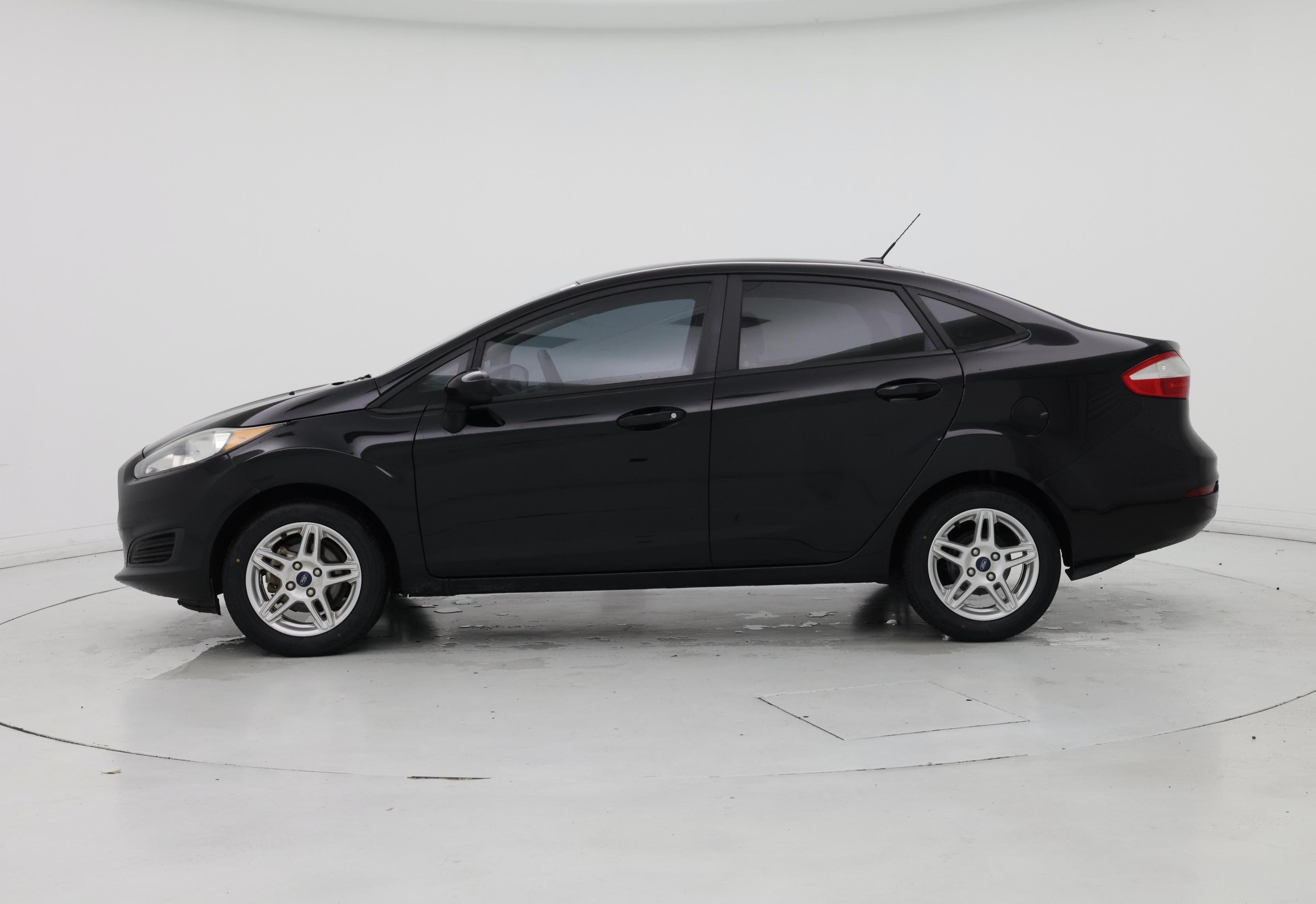 Thumbnail: 2018 Ford Fiesta - 3