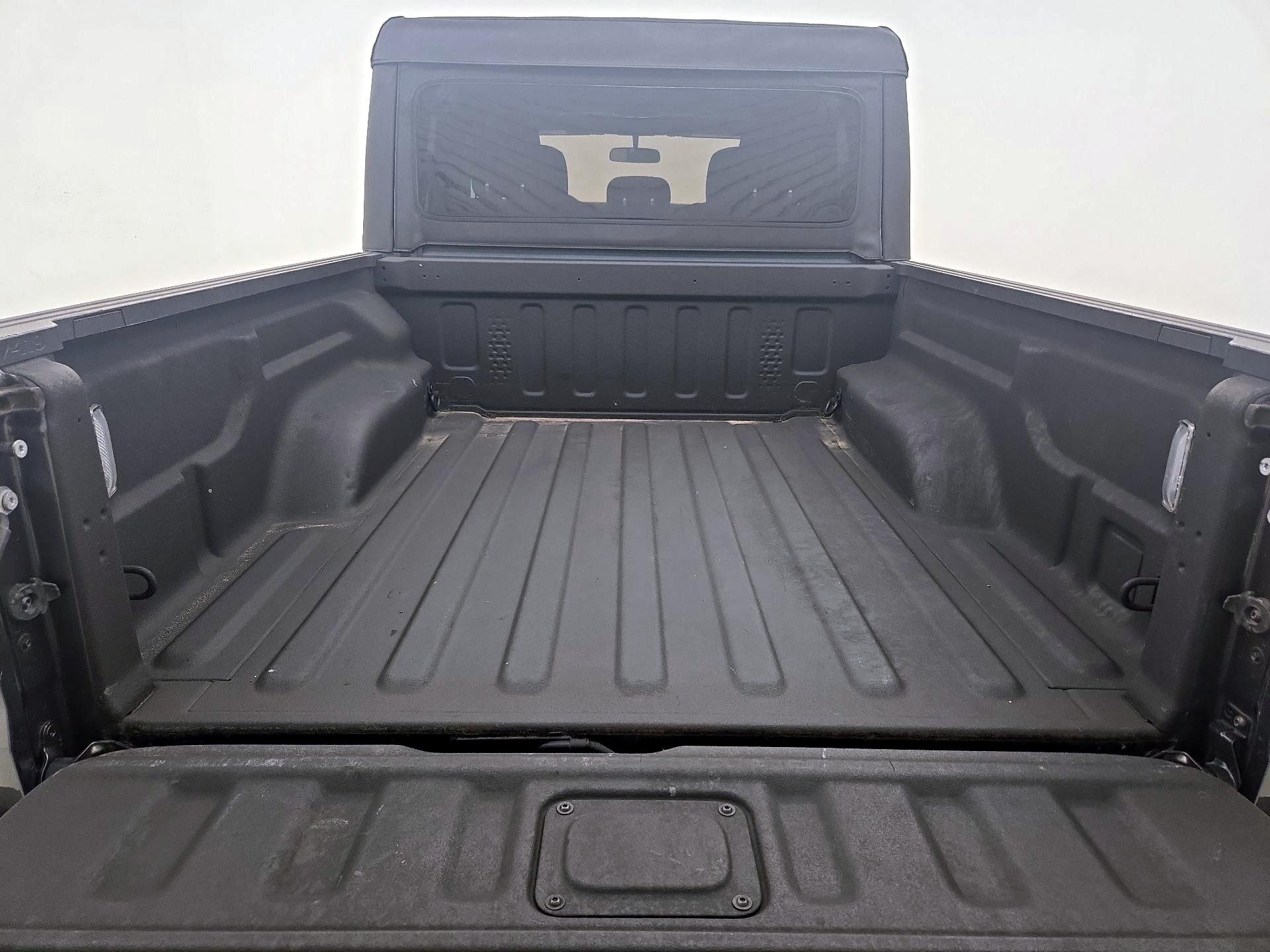 Thumbnail: 2022 Jeep Gladiator - 20