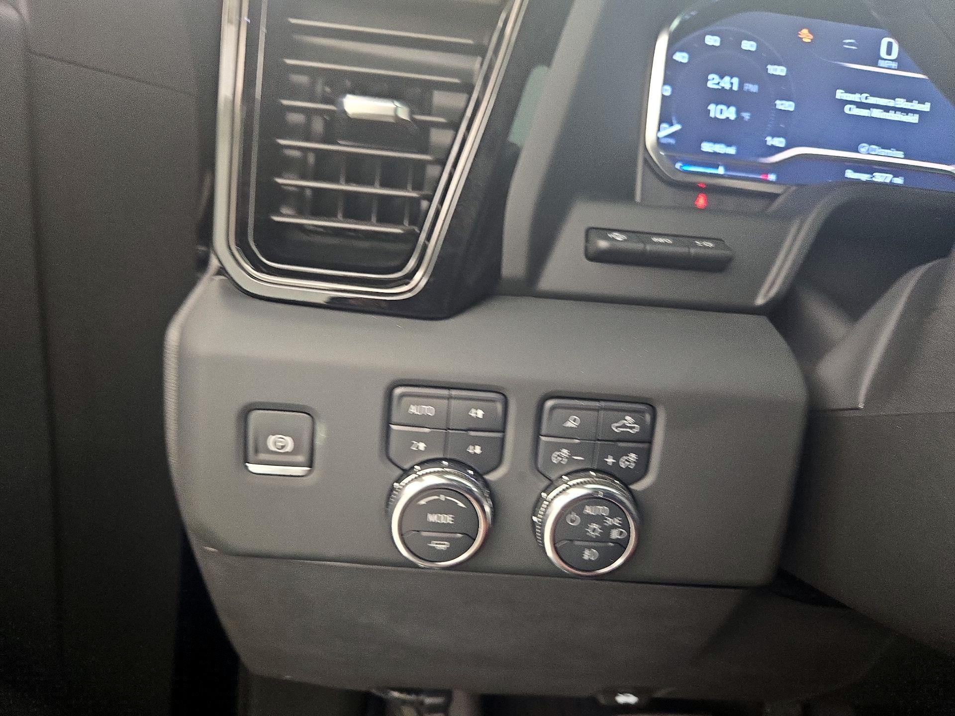 Thumbnail: 2024 GMC Sierra 1500 - 13