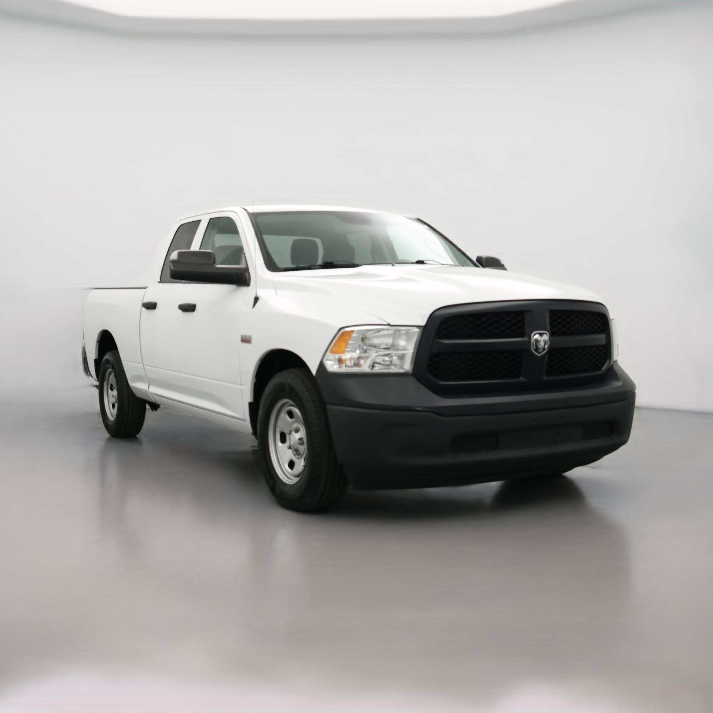 Thumbnail: 2021 RAM 1500 Classic - 1