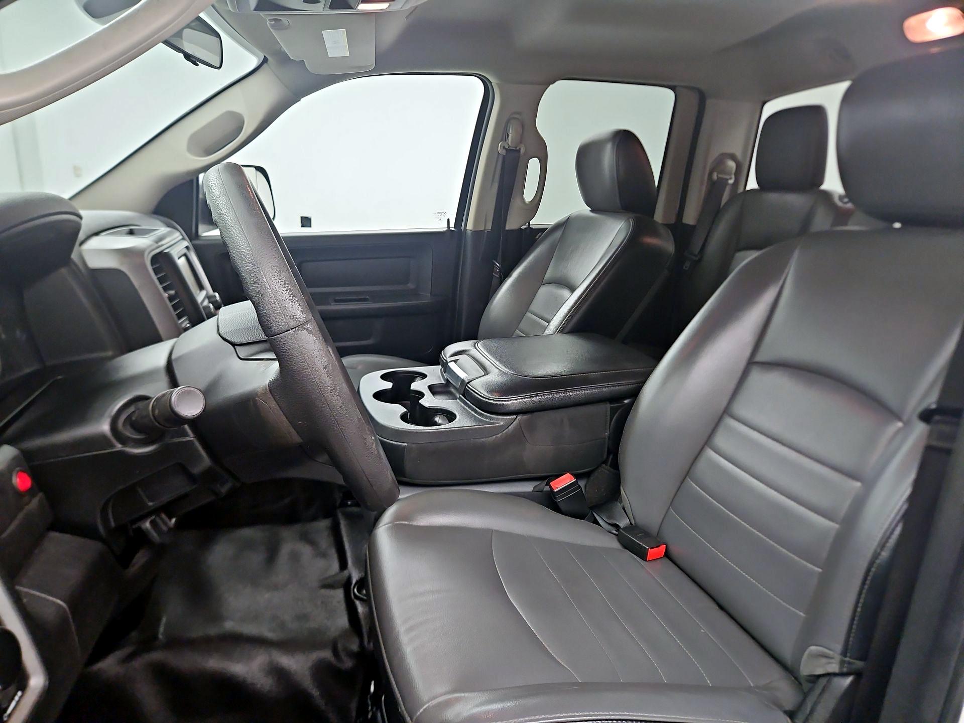 Thumbnail: 2021 RAM 1500 Classic - 11
