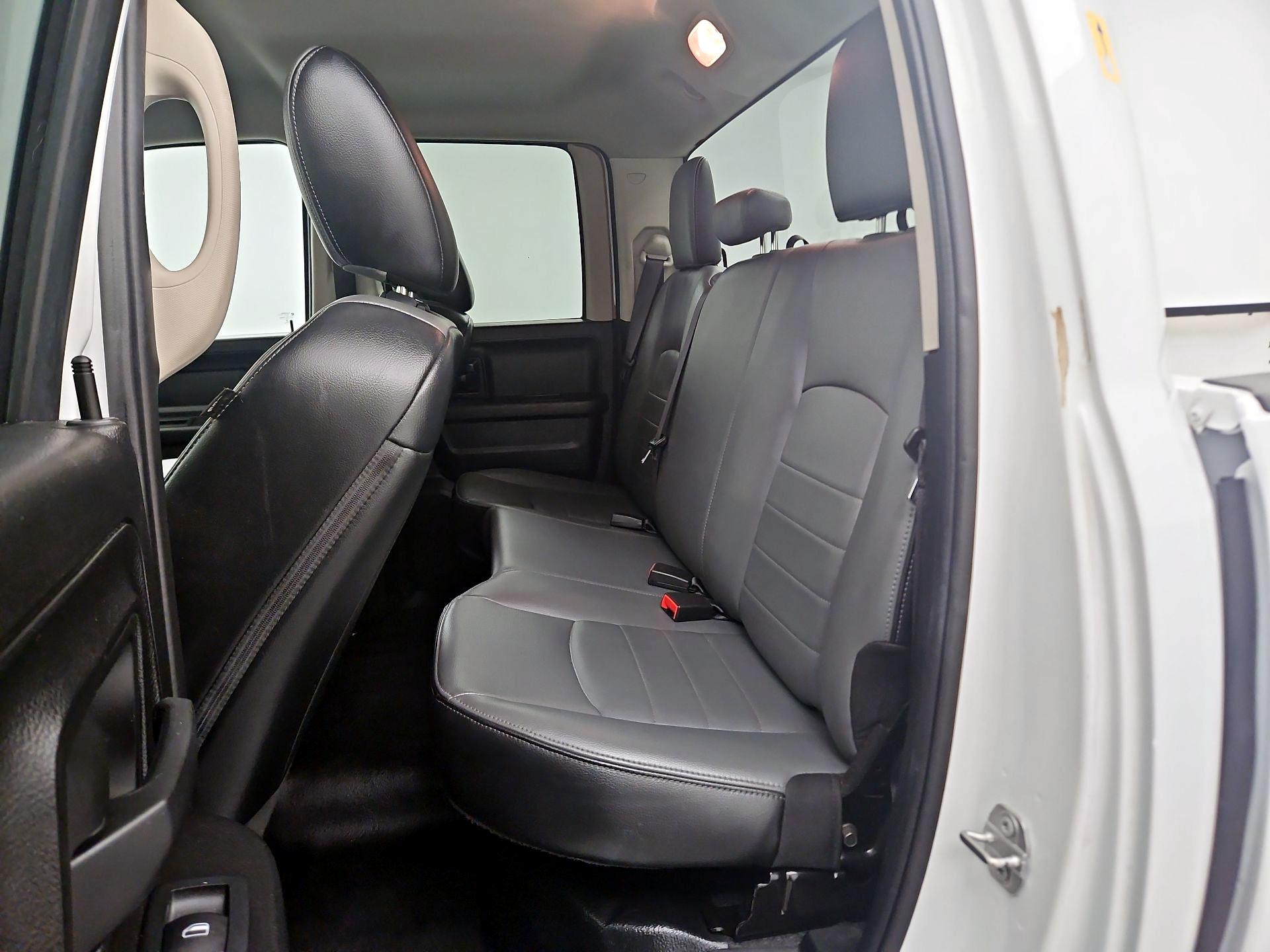 Thumbnail: 2021 RAM 1500 Classic - 16