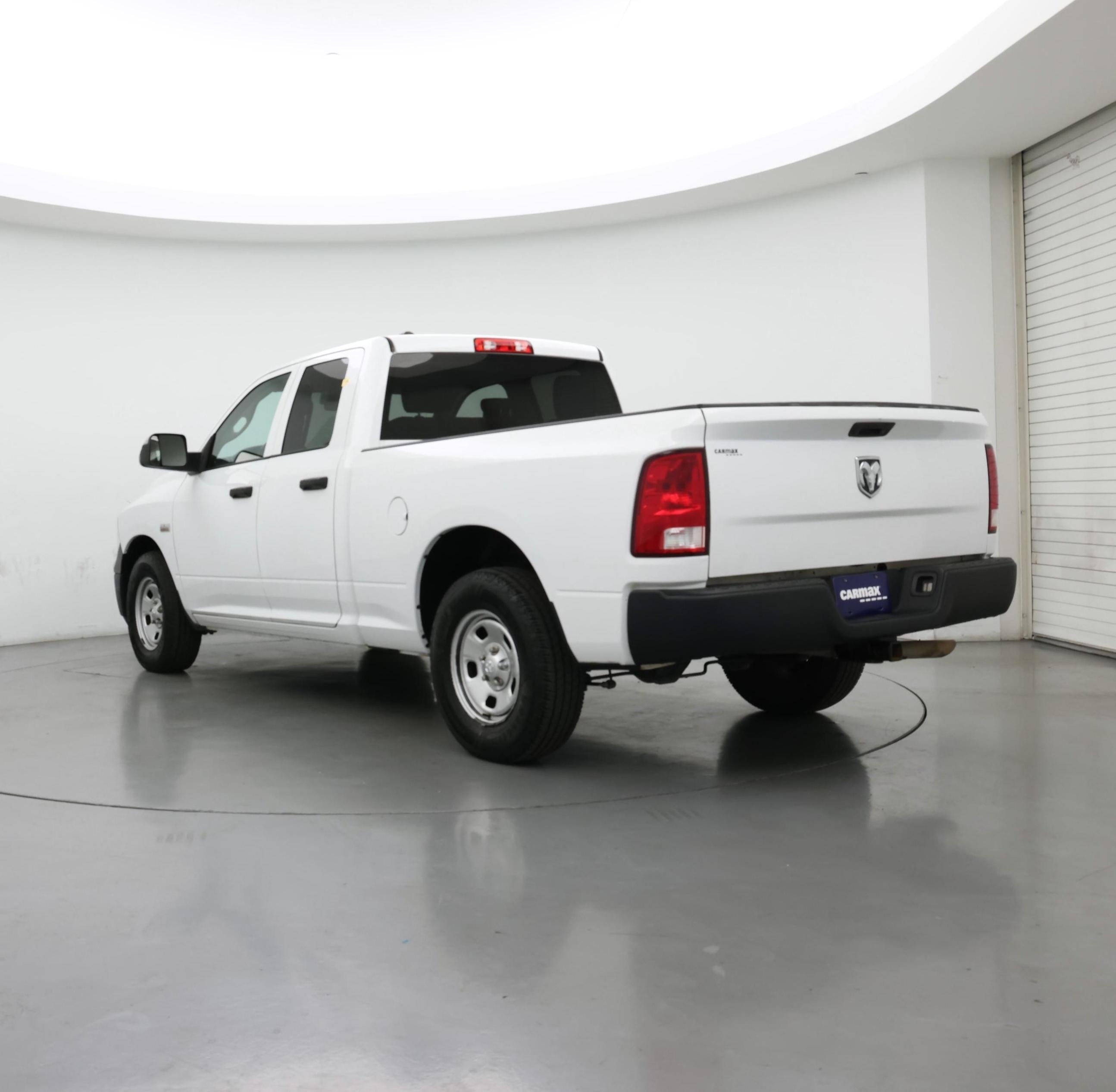 Thumbnail: 2021 RAM 1500 Classic - 2