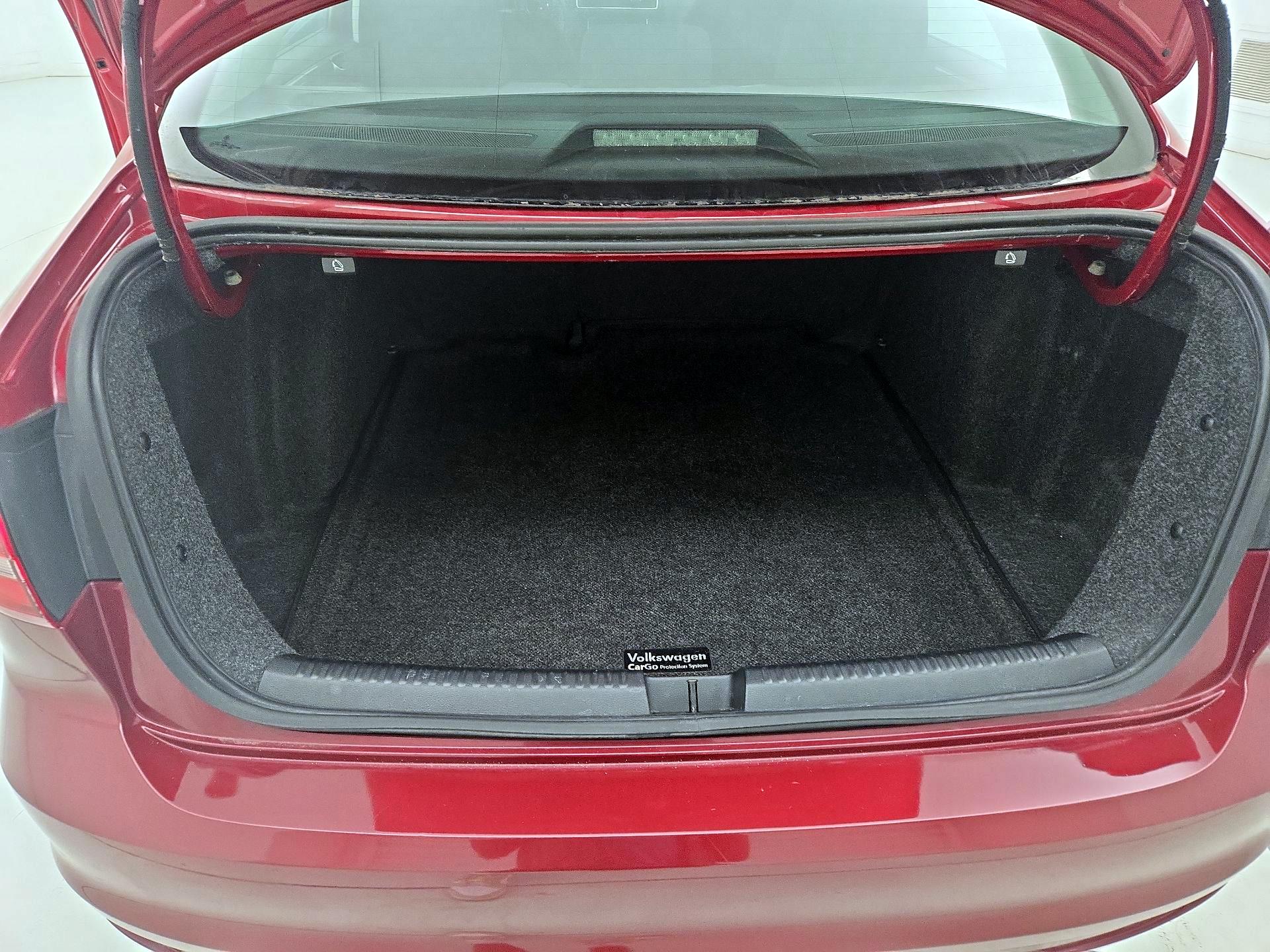 Thumbnail: 2016 Volkswagen Jetta - 20