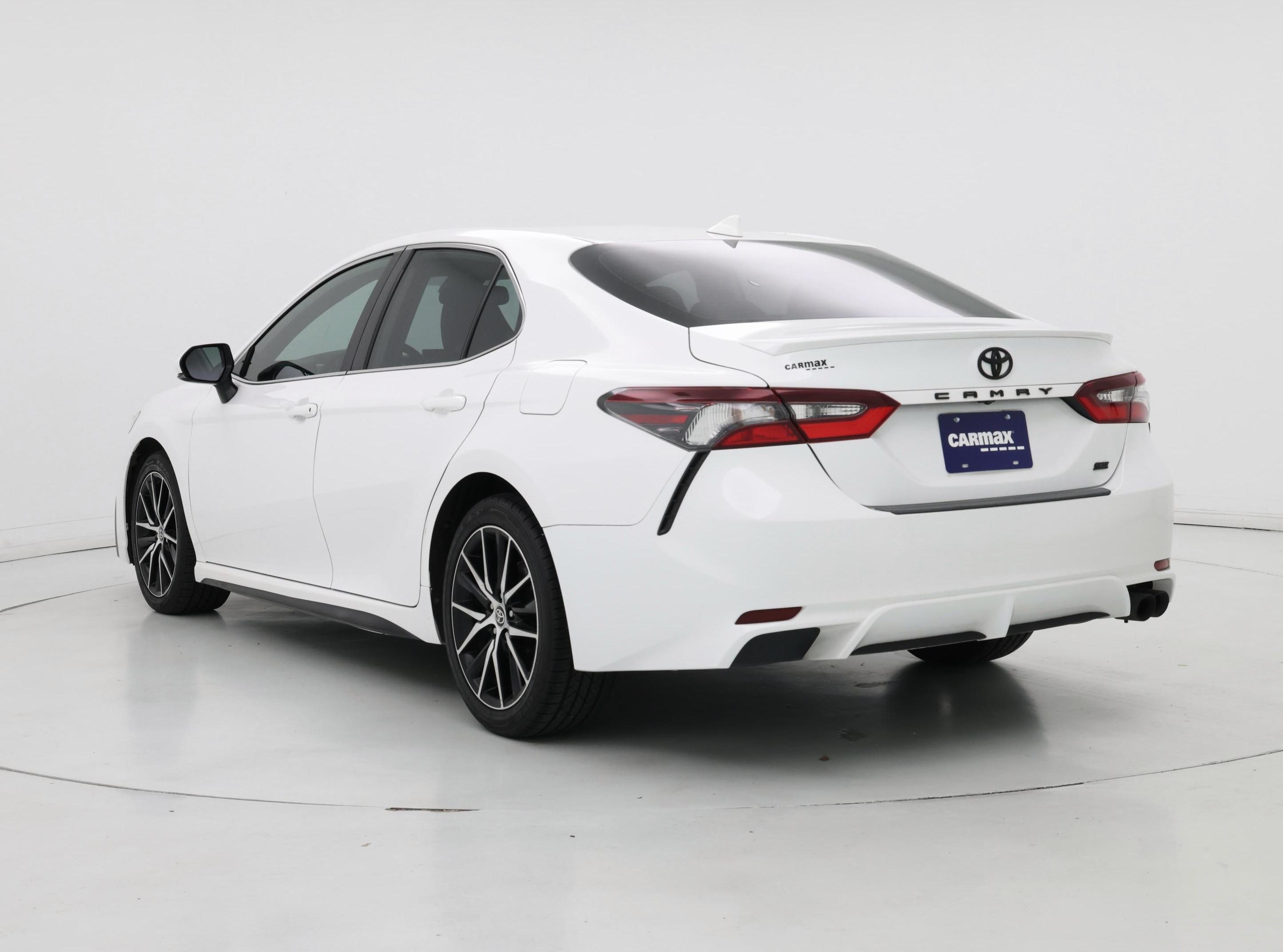 Thumbnail: 2022 Toyota Camry - 2