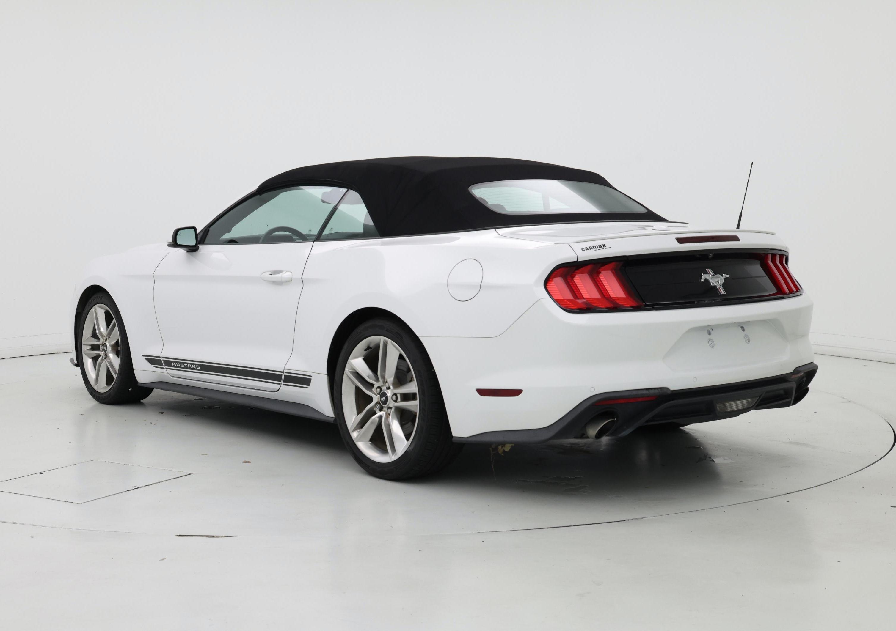 Thumbnail: 2019 Ford Mustang - 2