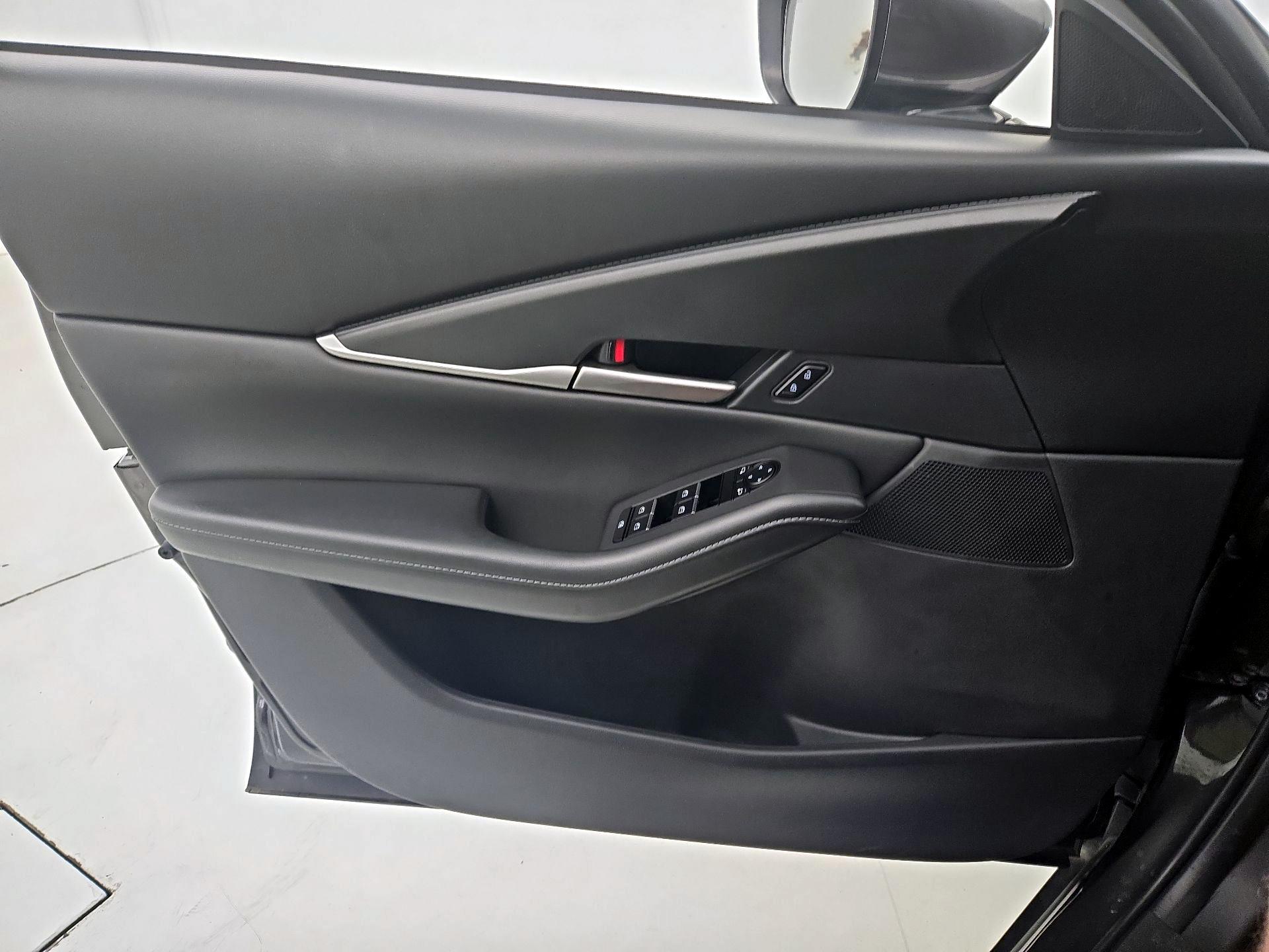 Thumbnail: 2023 Mazda CX-30 - 12