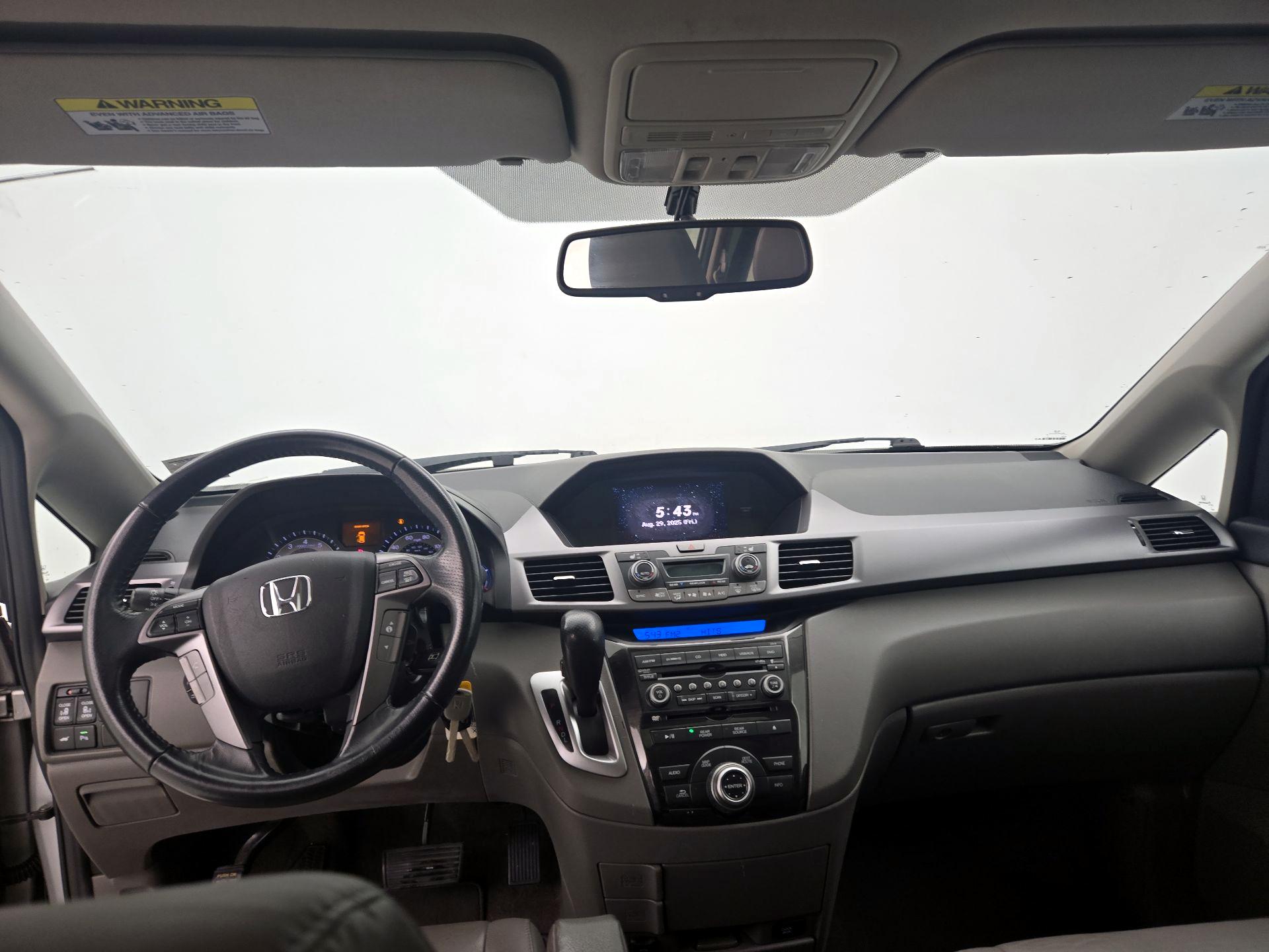 Thumbnail: 2013 Honda Odyssey - 9