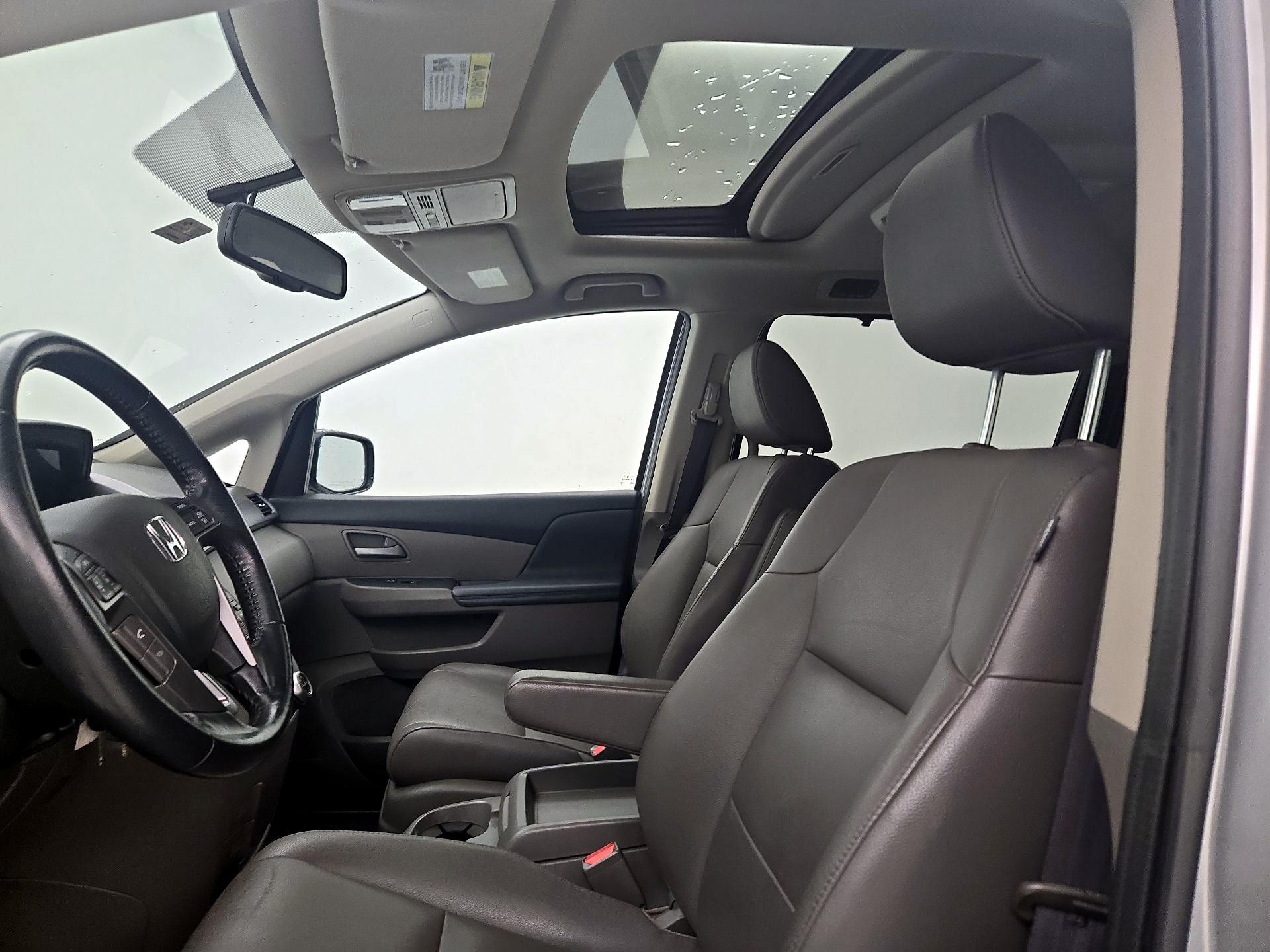 Thumbnail: 2013 Honda Odyssey - 19