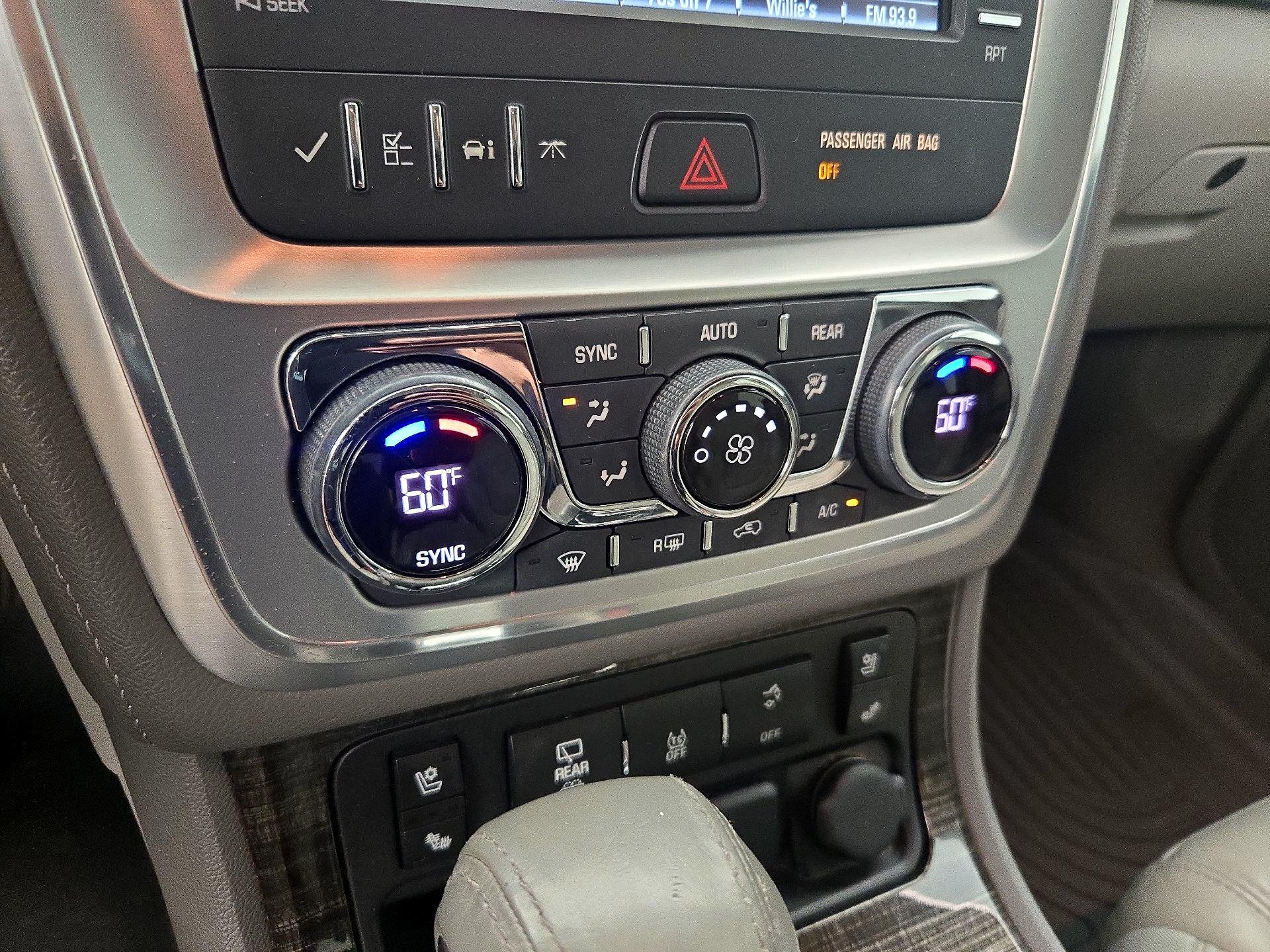 Thumbnail: 2015 GMC Acadia - 16
