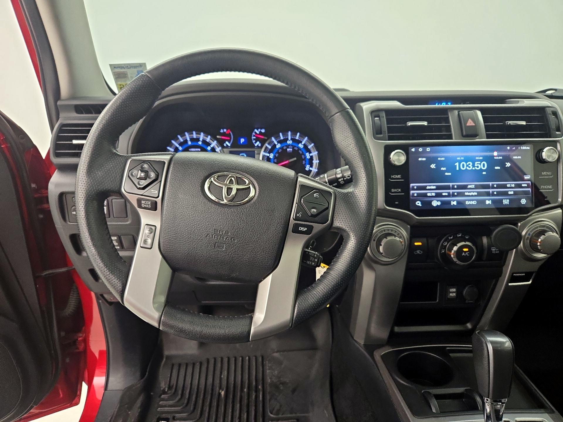 Thumbnail: 2018 Toyota 4Runner - 10