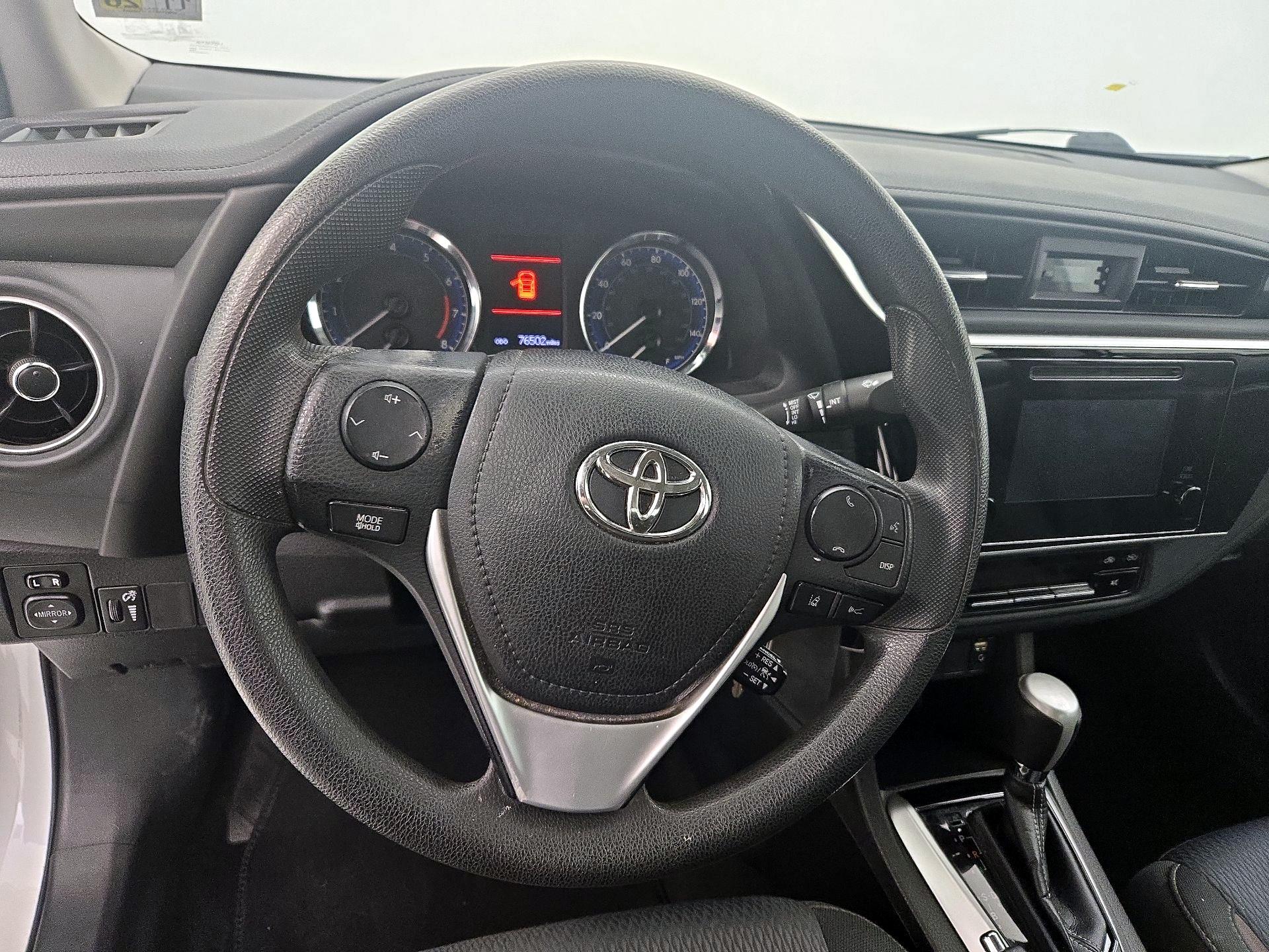 Thumbnail: 2018 Toyota Corolla - 10