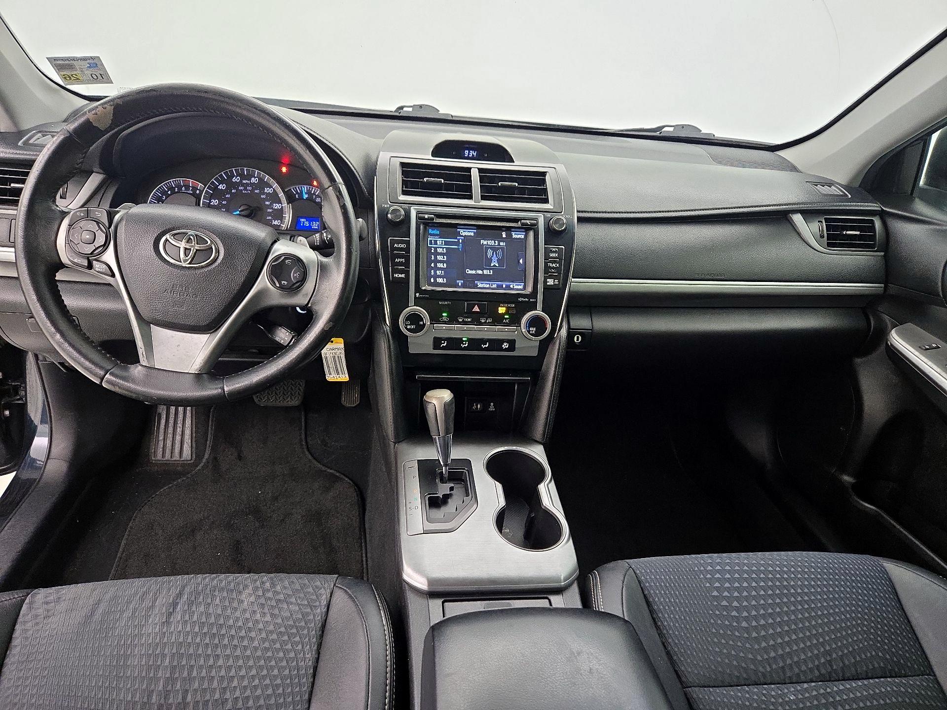 Thumbnail: 2014 Toyota Camry - 9