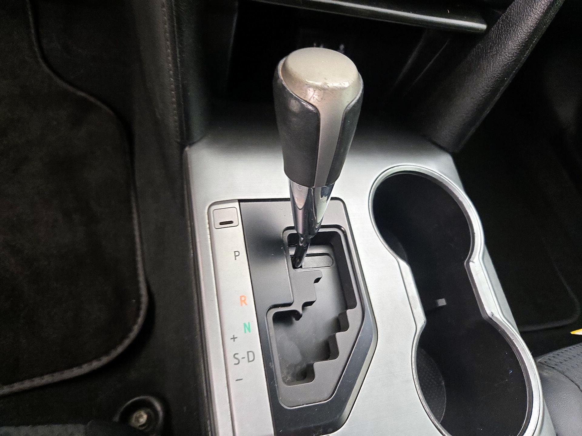 Thumbnail: 2014 Toyota Camry - 17
