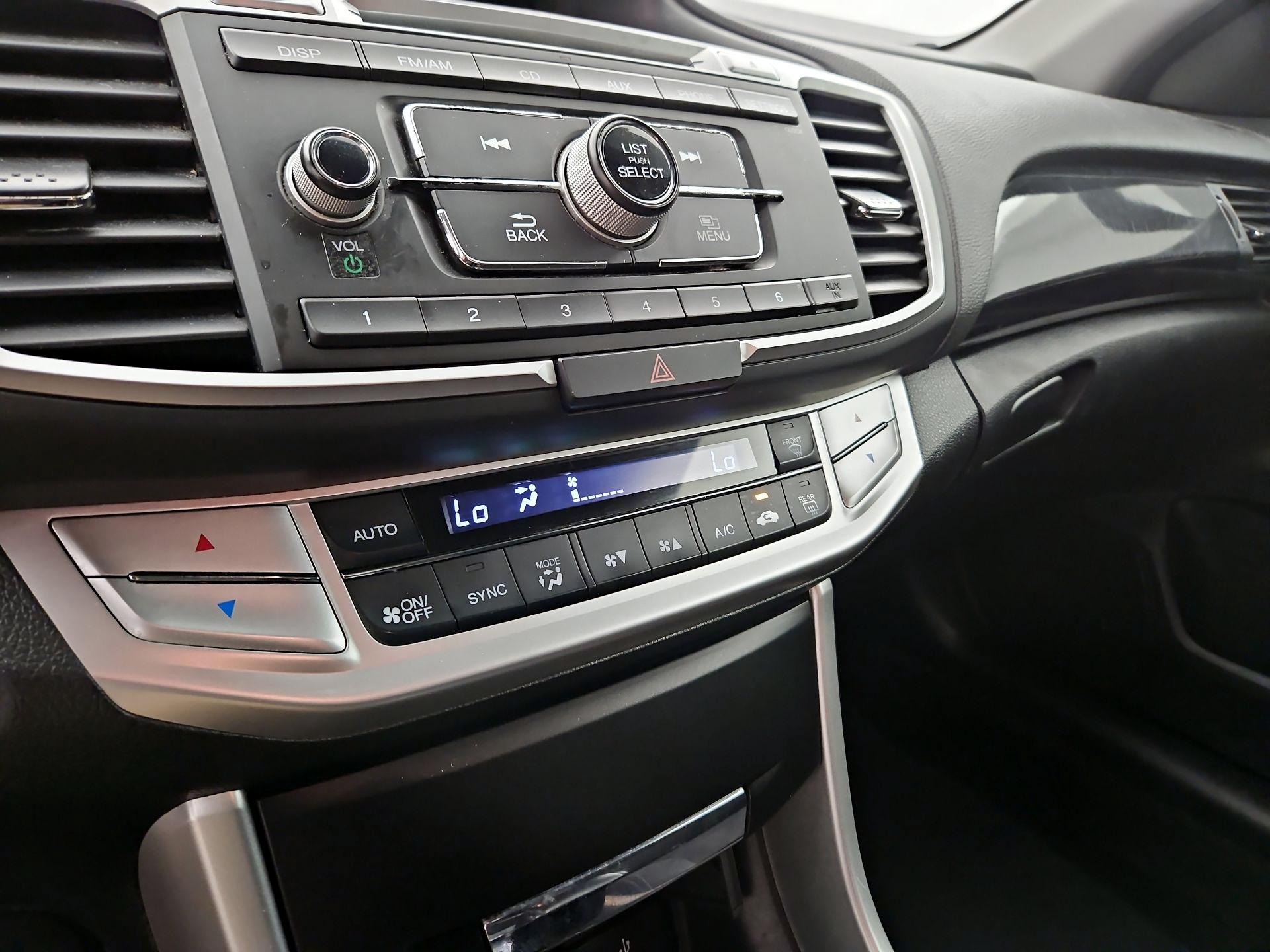 Thumbnail: 2014 Honda Accord - 16