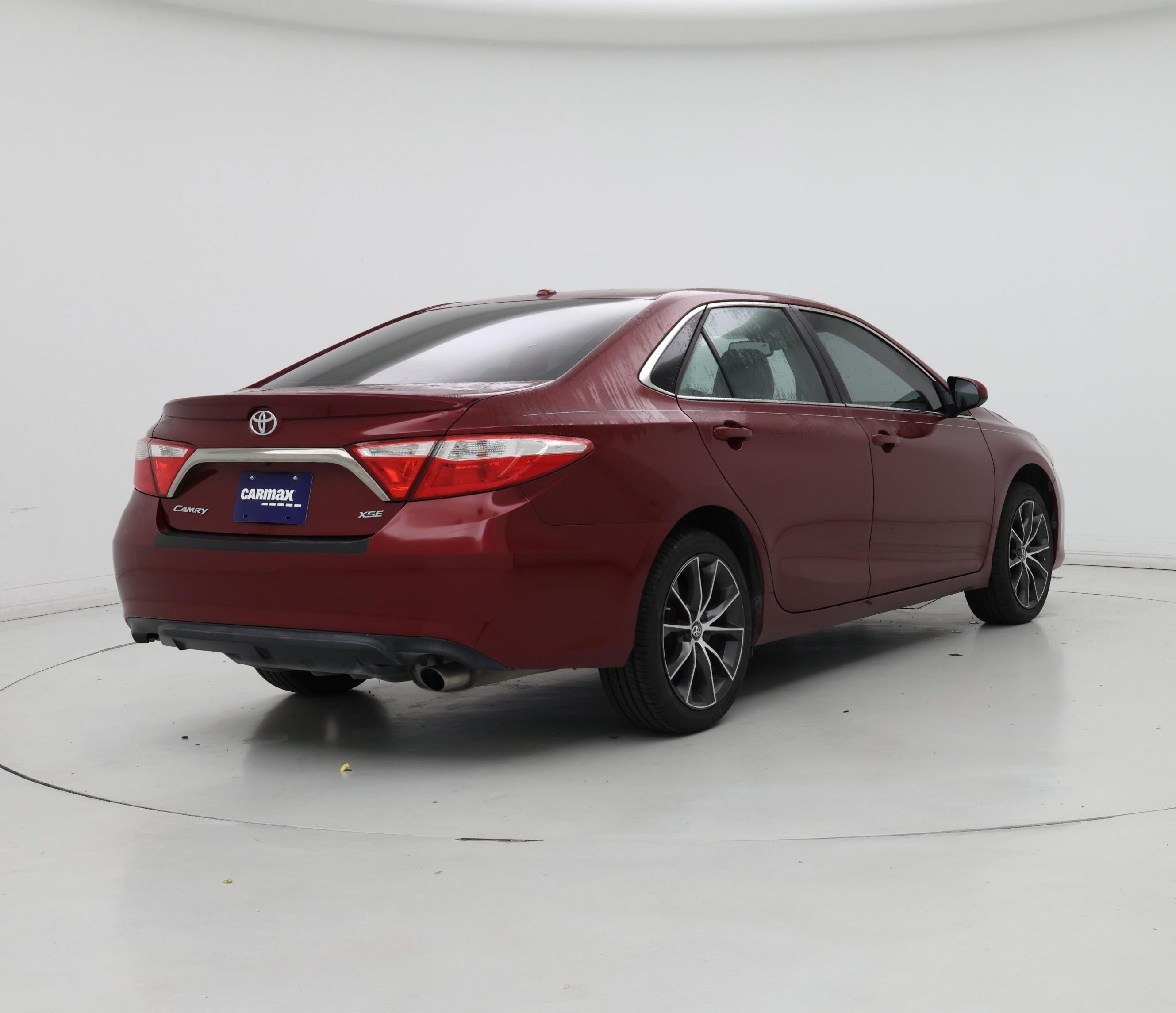 Thumbnail: 2017 Toyota Camry - 8