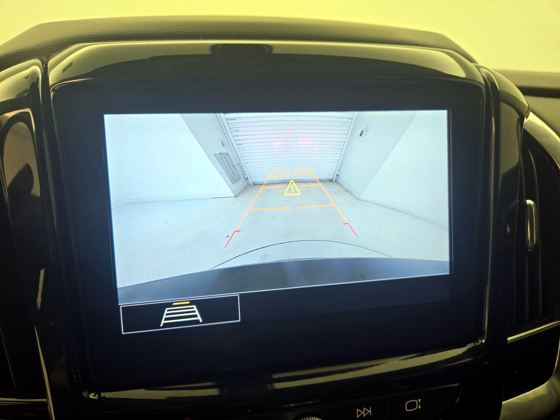 Thumbnail: 2020 Chevrolet Traverse - 14