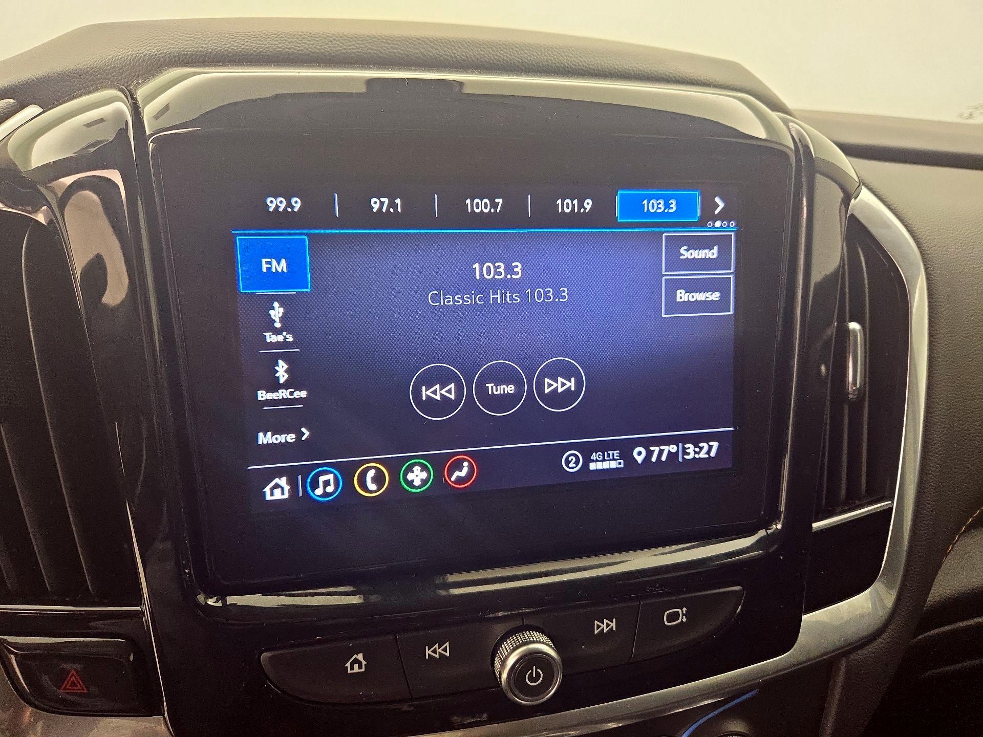 Thumbnail: 2020 Chevrolet Traverse - 15