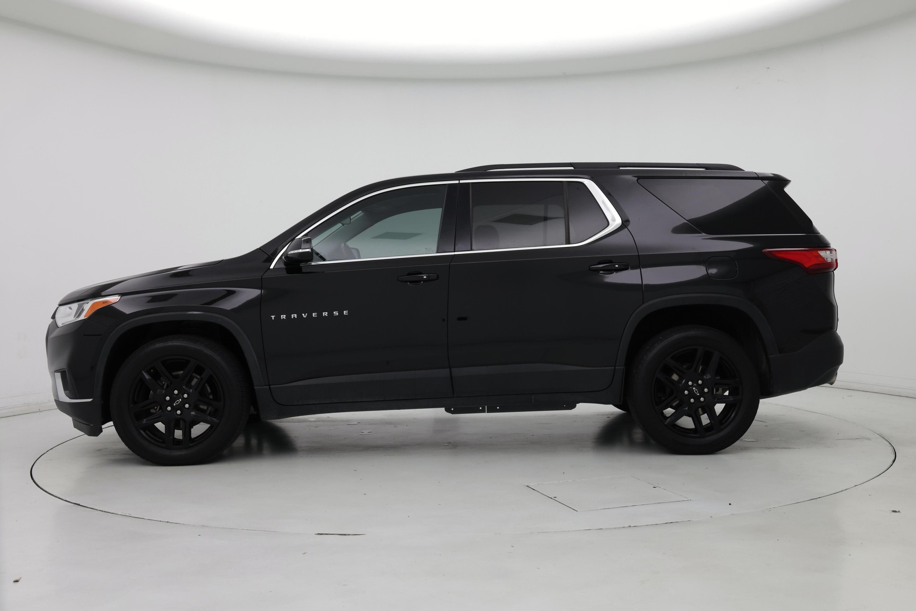 Thumbnail: 2020 Chevrolet Traverse - 3