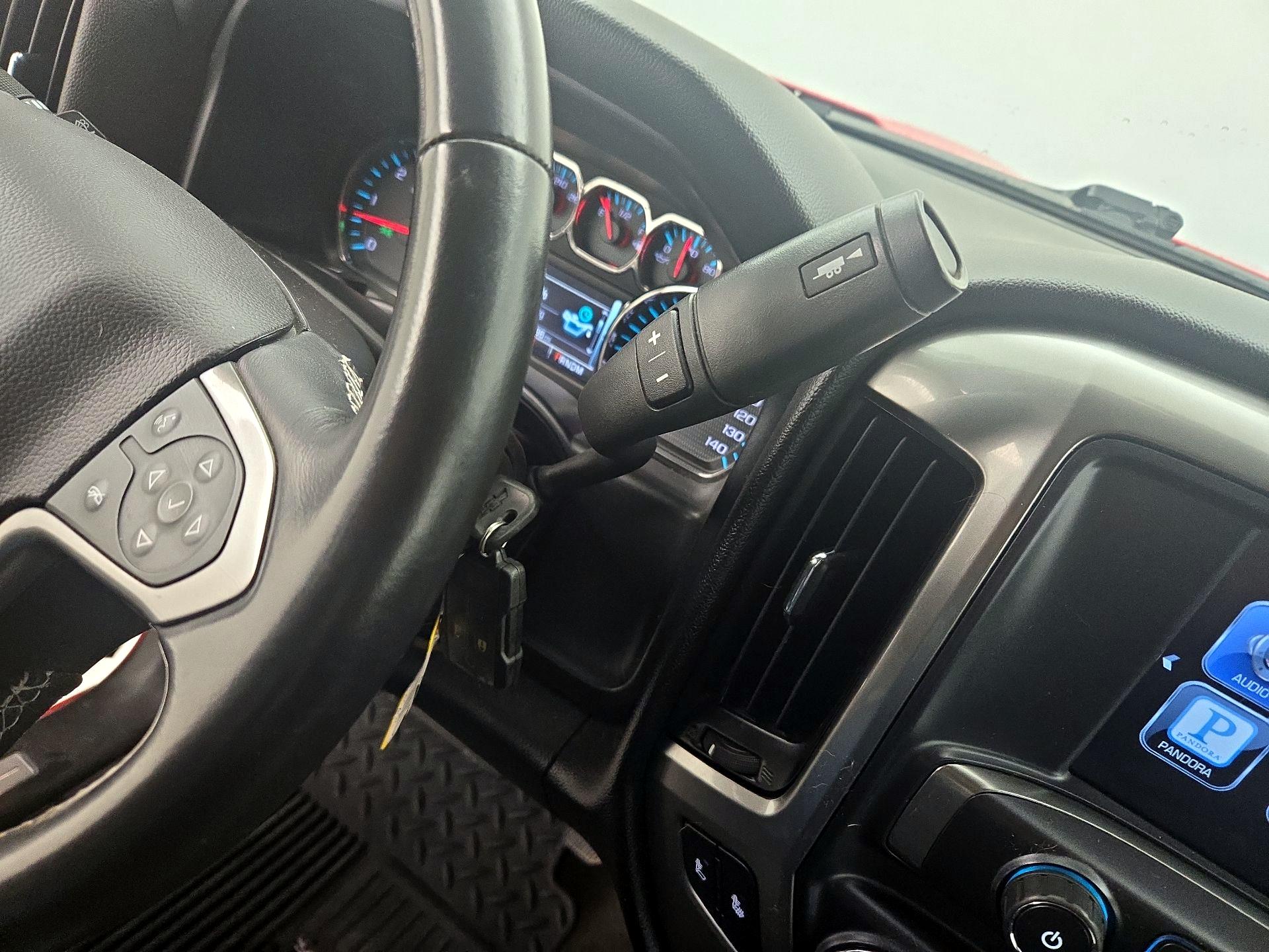 Thumbnail: 2016 Chevrolet Silverado 1500 - 17