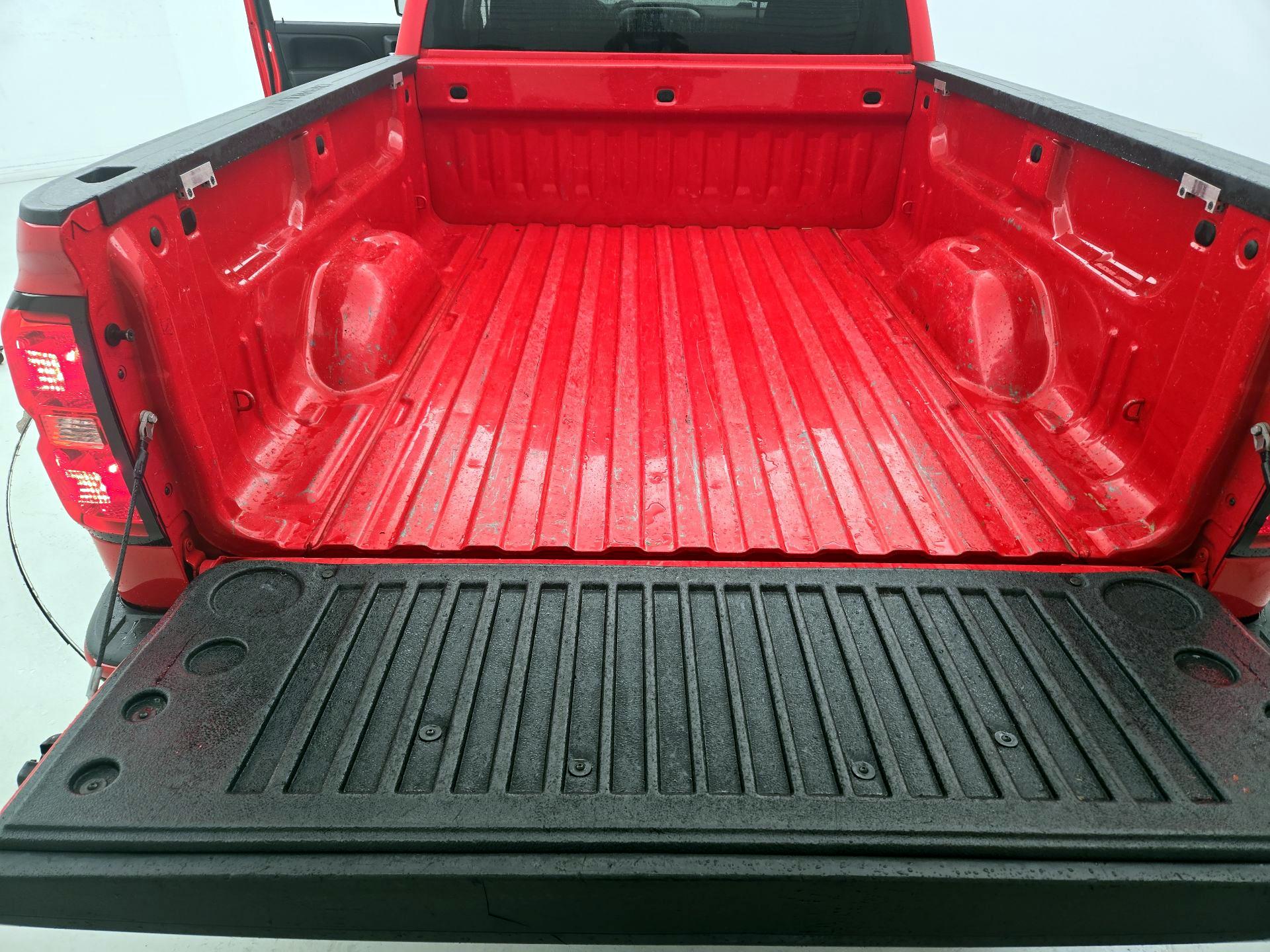 Thumbnail: 2016 Chevrolet Silverado 1500 - 20