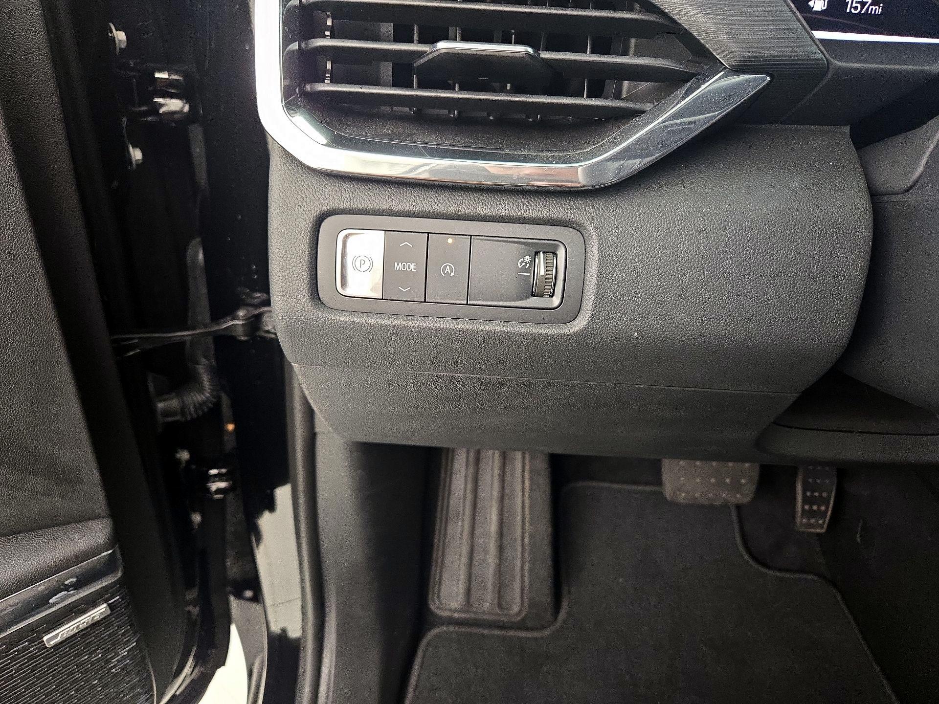 Thumbnail: 2024 GMC Acadia - 13