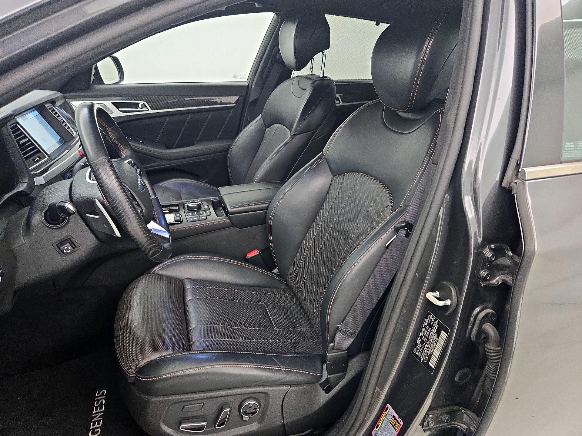 Thumbnail: 2019 Genesis G80 - 11