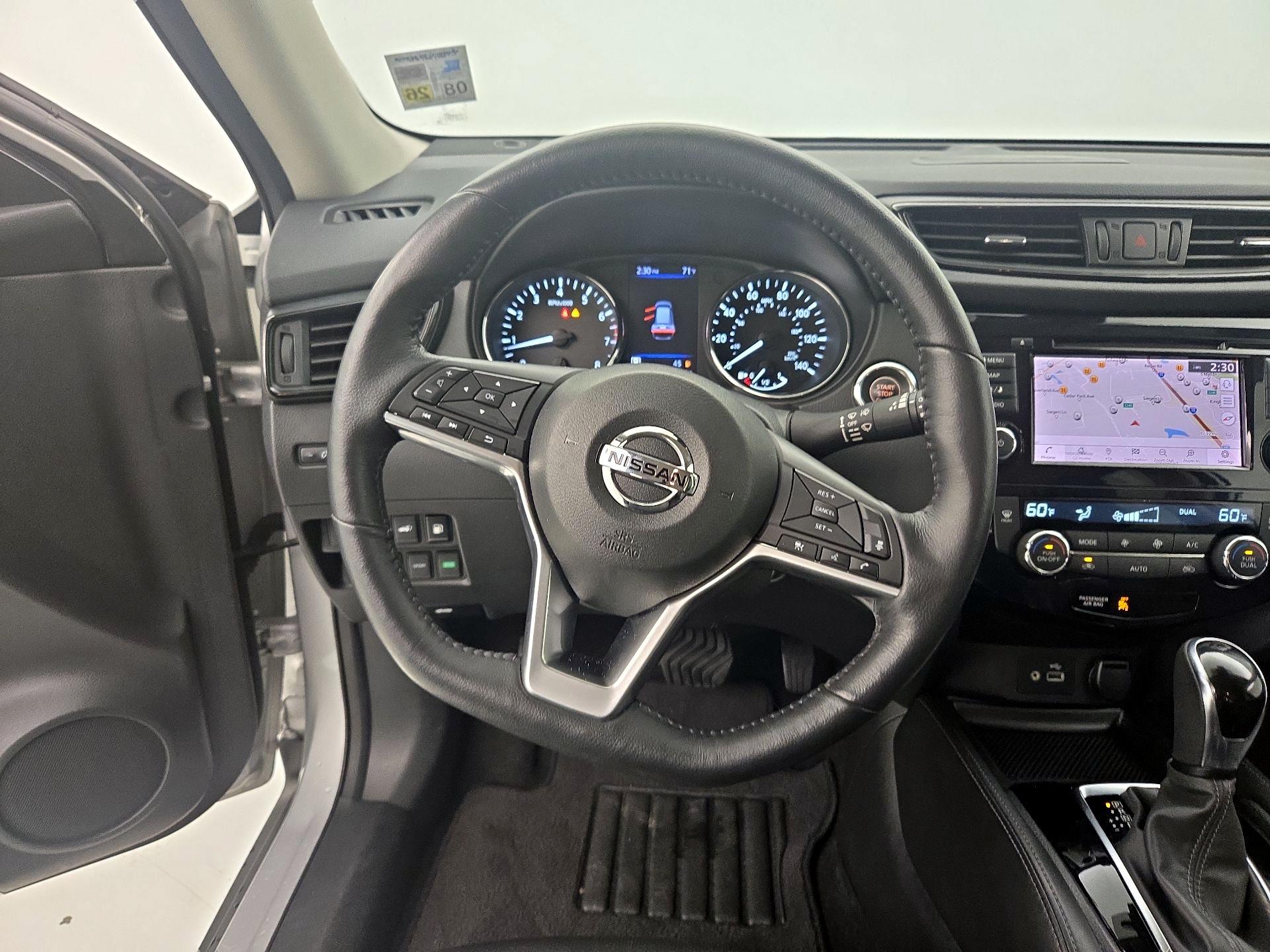 Thumbnail: 2018 Nissan Rogue - 10