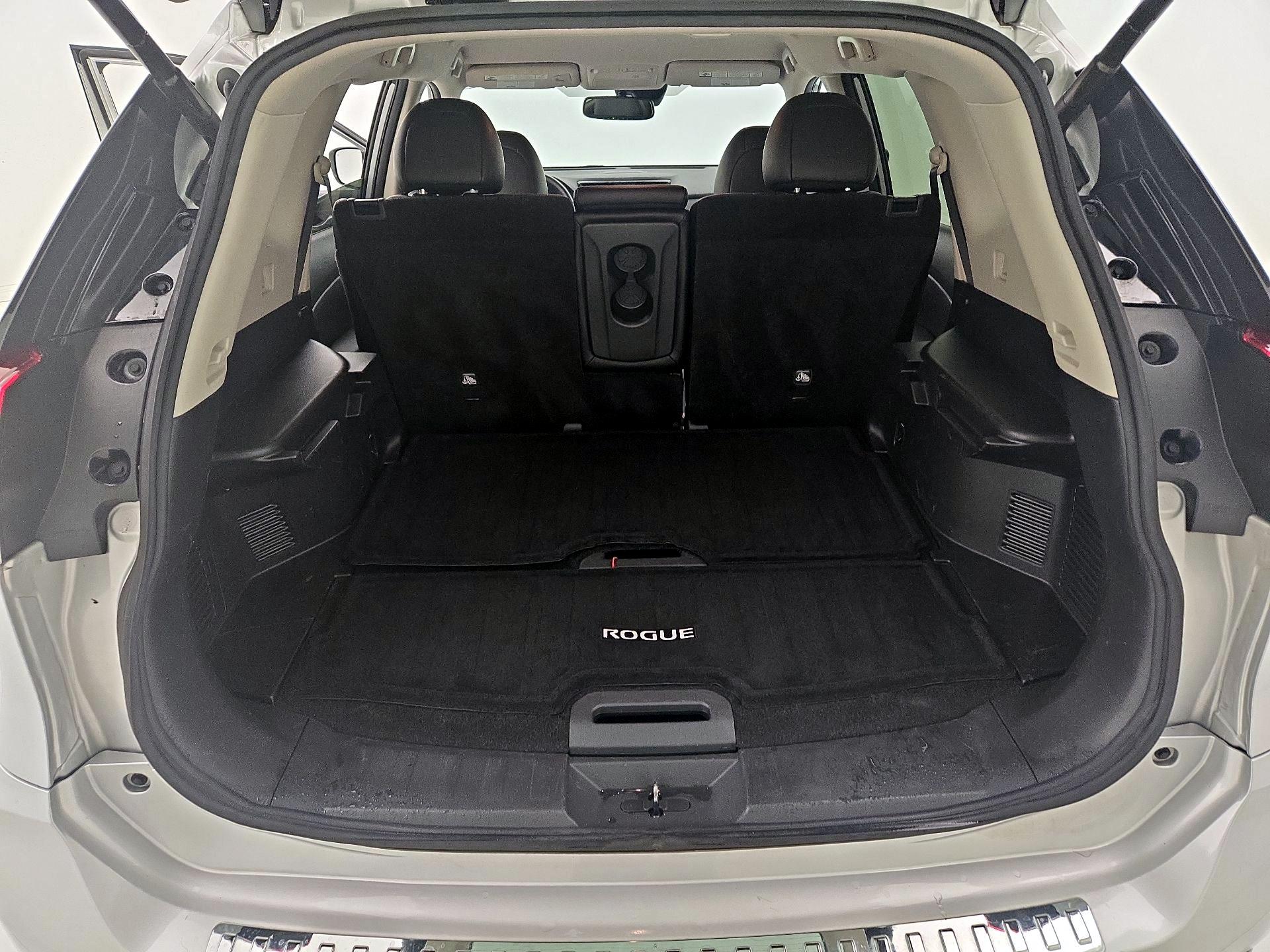 Thumbnail: 2018 Nissan Rogue - 20