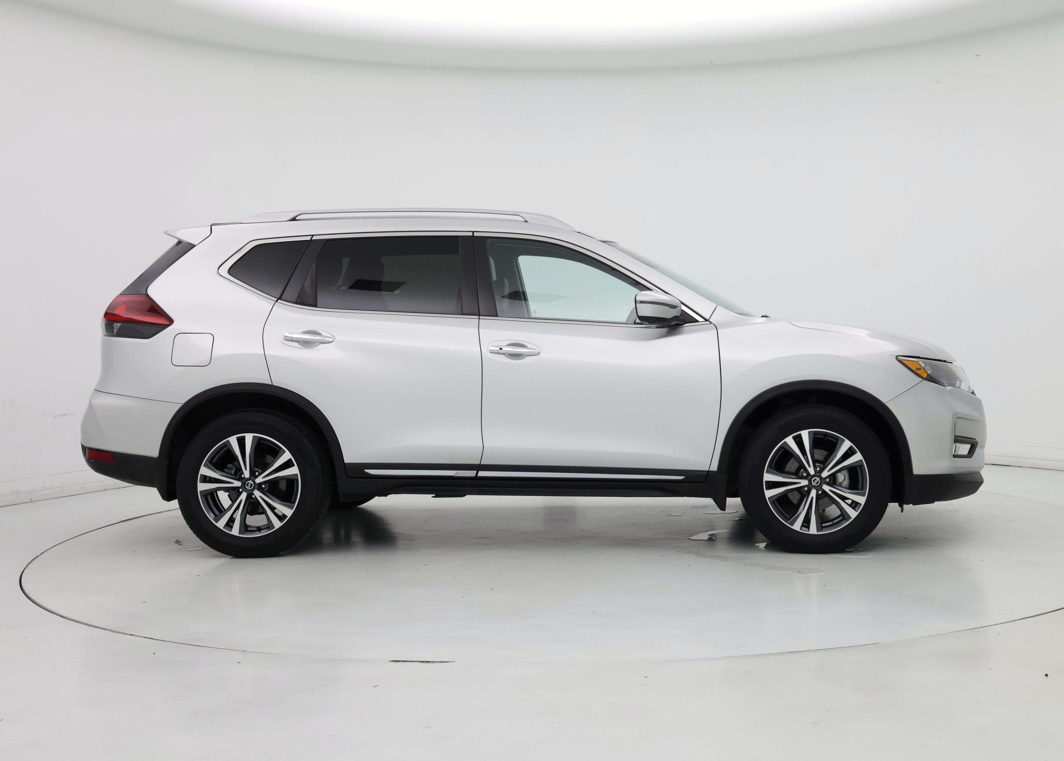 Thumbnail: 2018 Nissan Rogue - 7