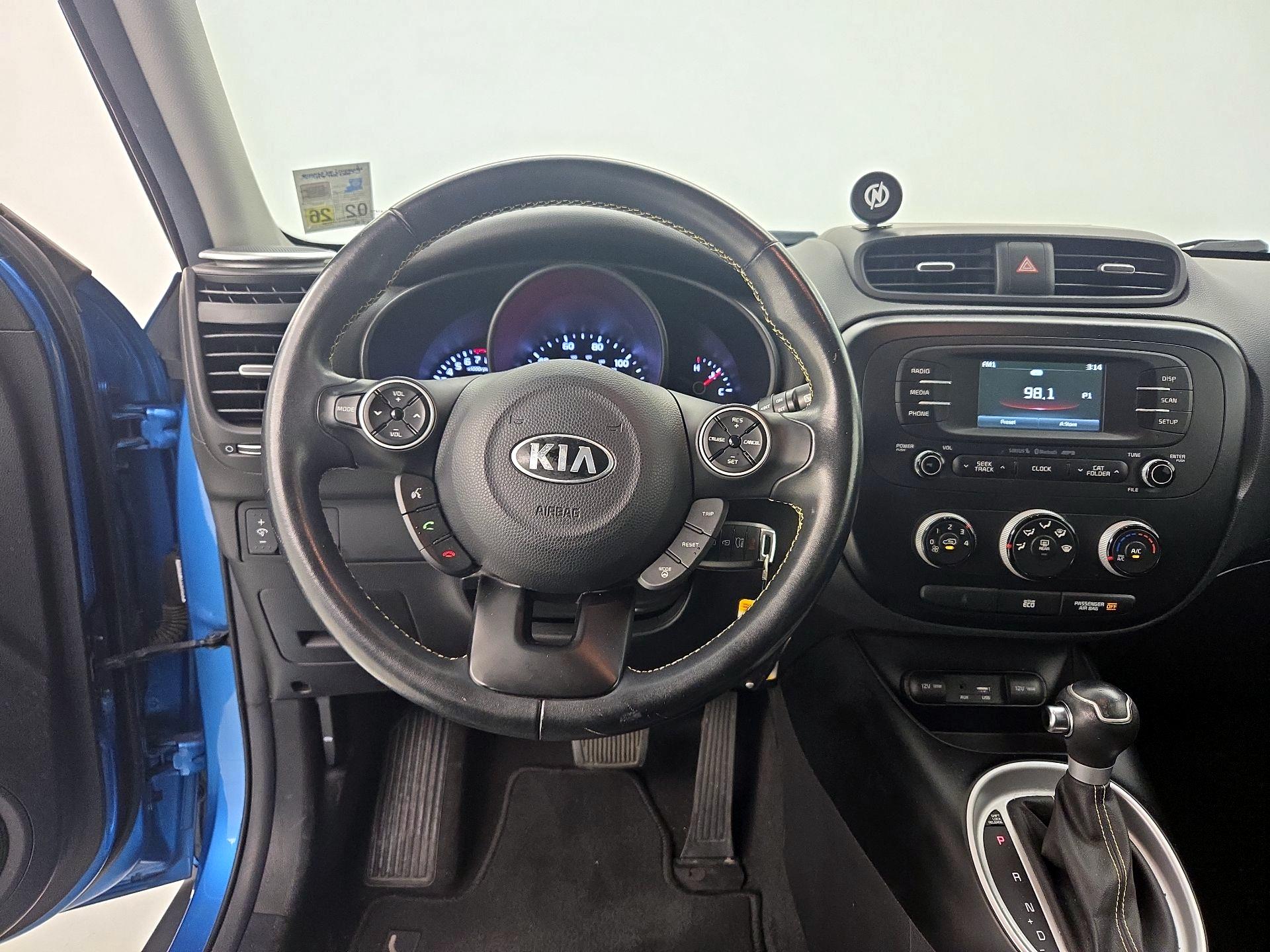 Thumbnail: 2016 Kia Soul - 10