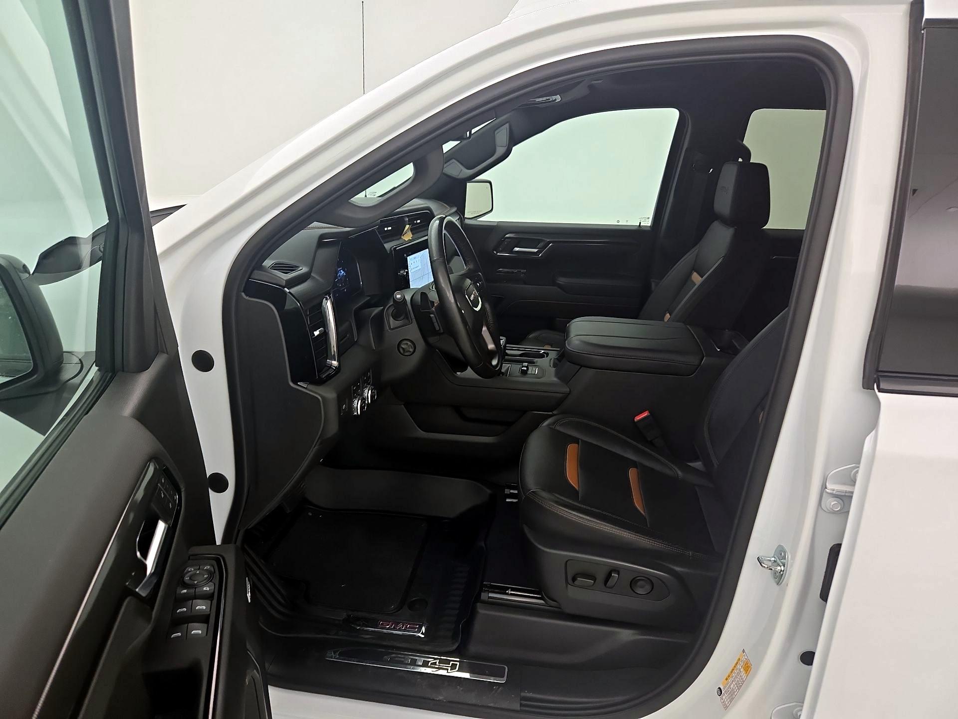 Thumbnail: 2023 GMC Sierra 1500 - 11