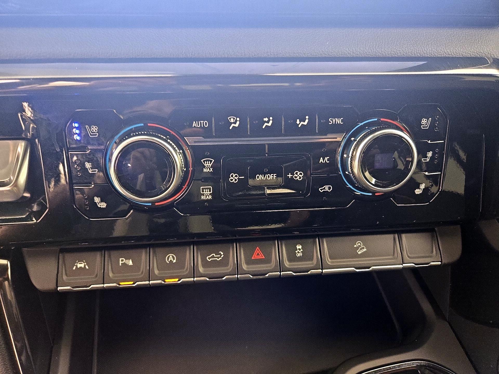 Thumbnail: 2023 GMC Sierra 1500 - 17