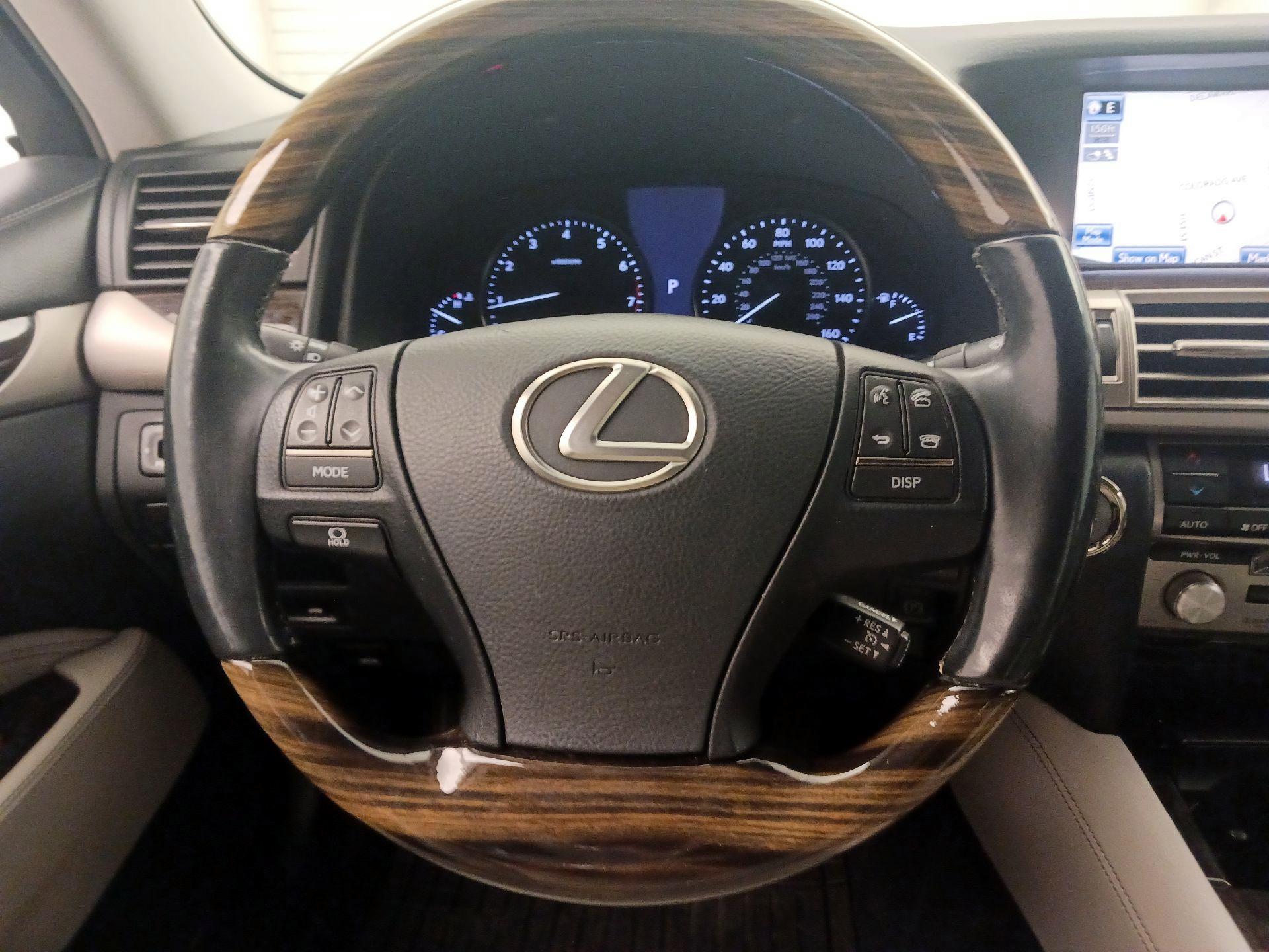 Thumbnail: 2013 Lexus LS - 10