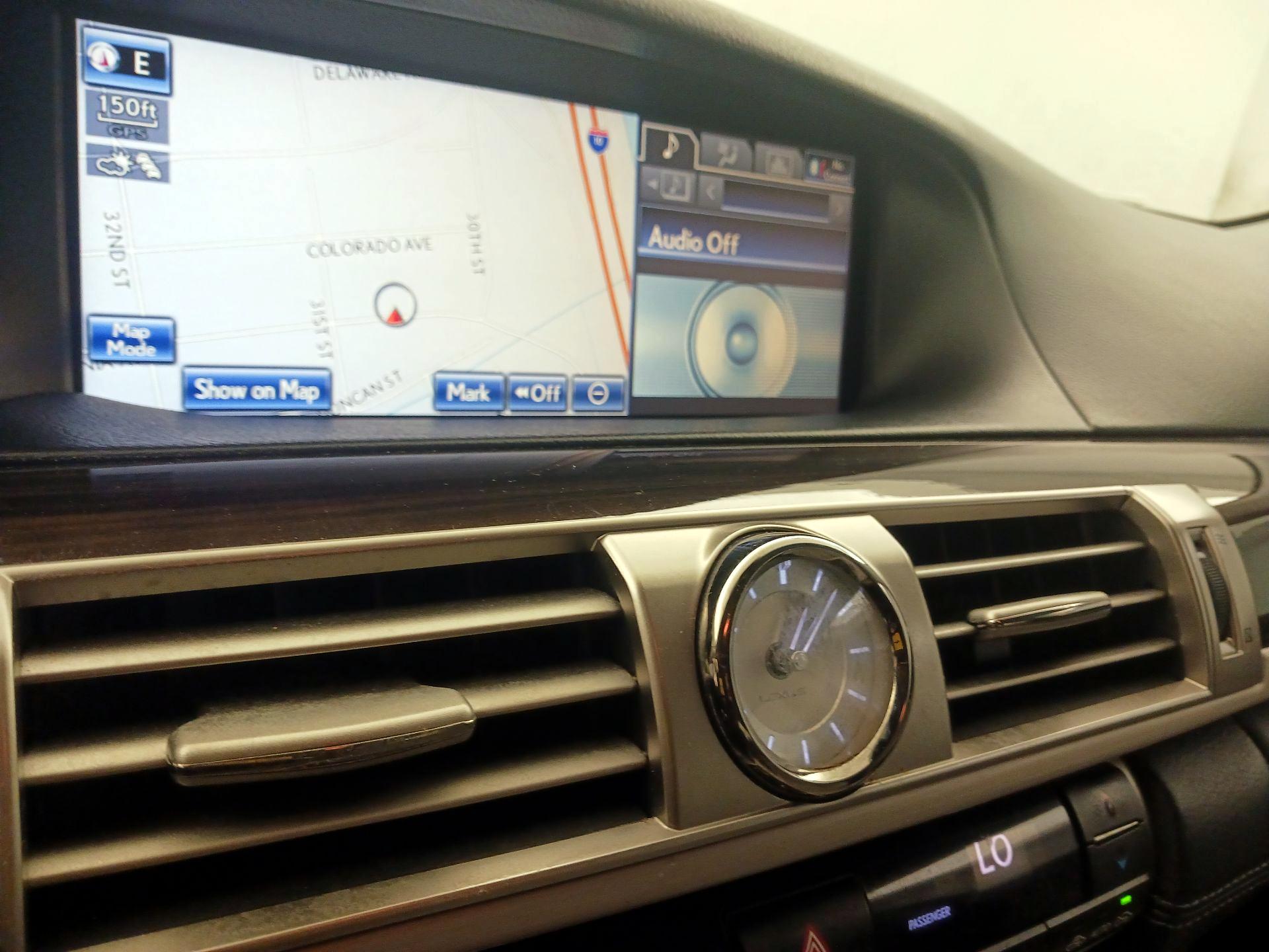 Thumbnail: 2013 Lexus LS - 14