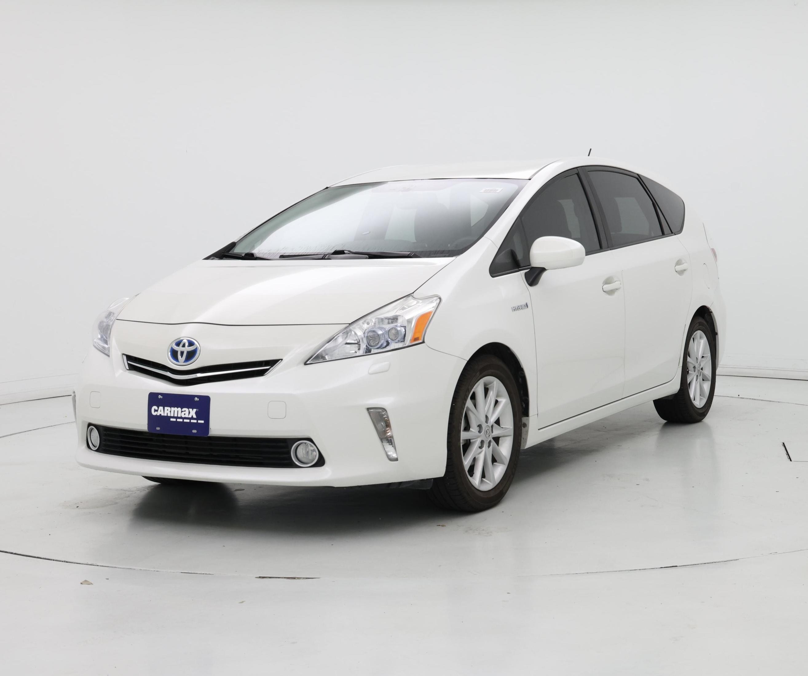 Thumbnail: 2013 Toyota Prius v - 4