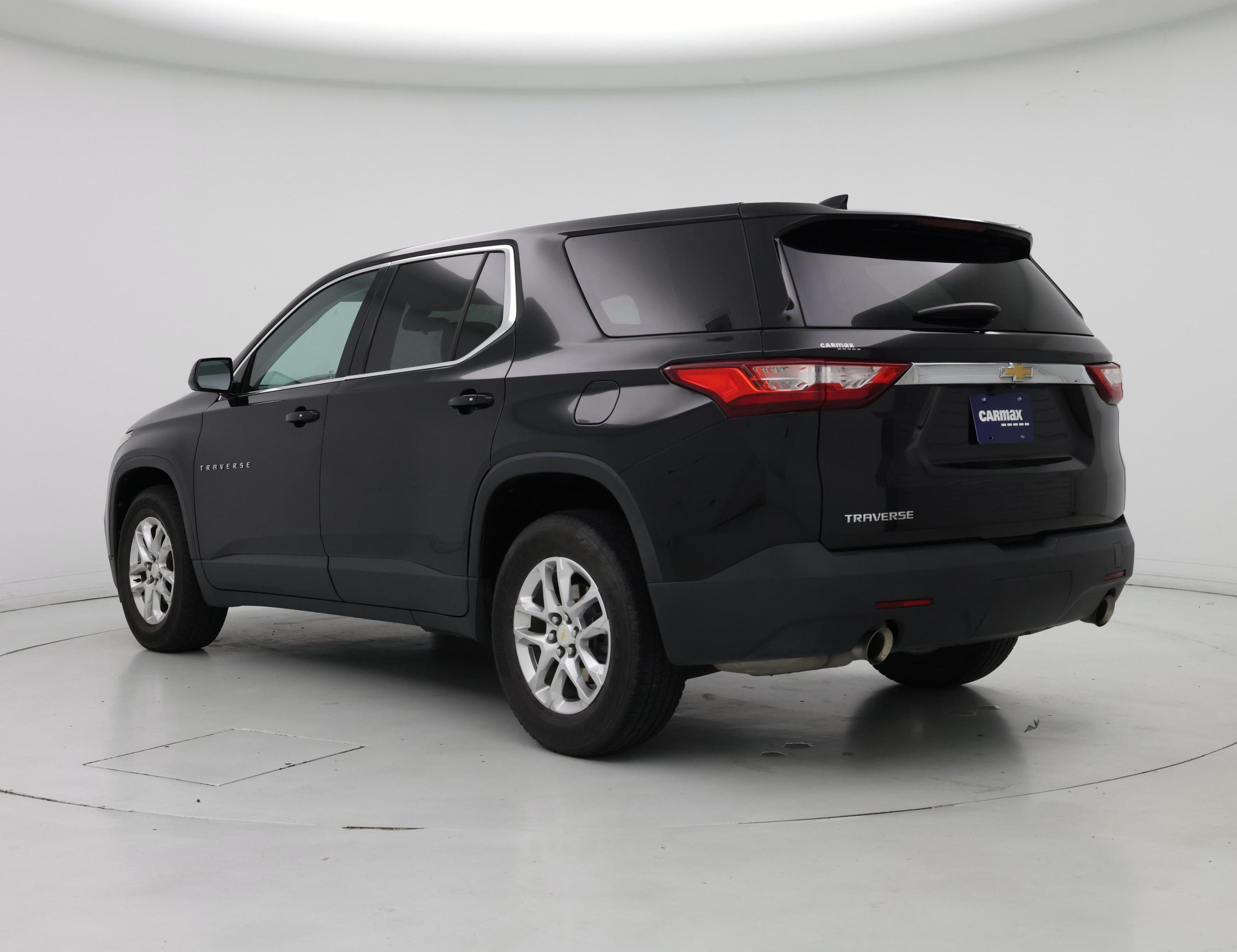 Thumbnail: 2019 Chevrolet Traverse - 2