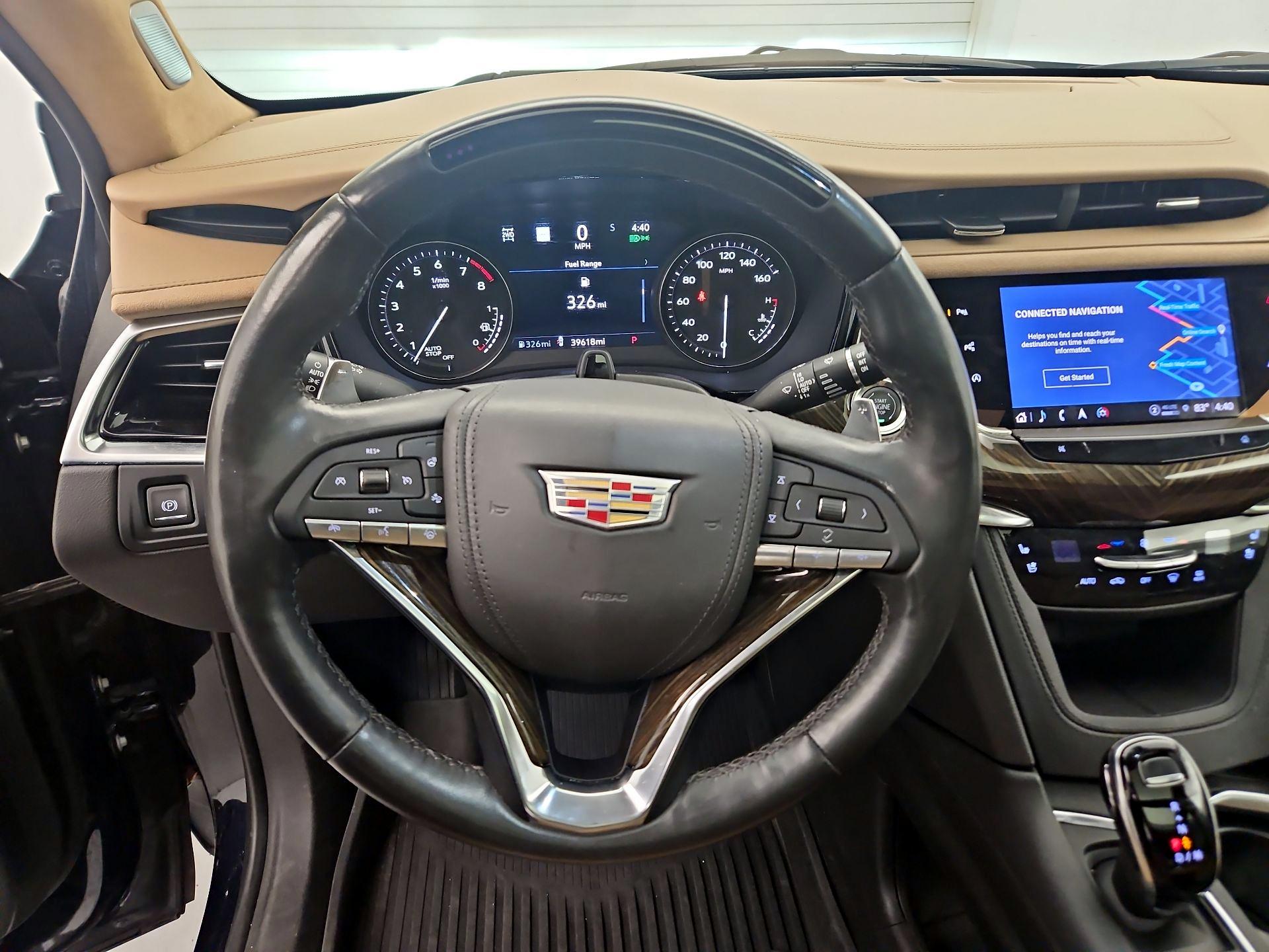 Thumbnail: 2022 Cadillac XT6 - 10