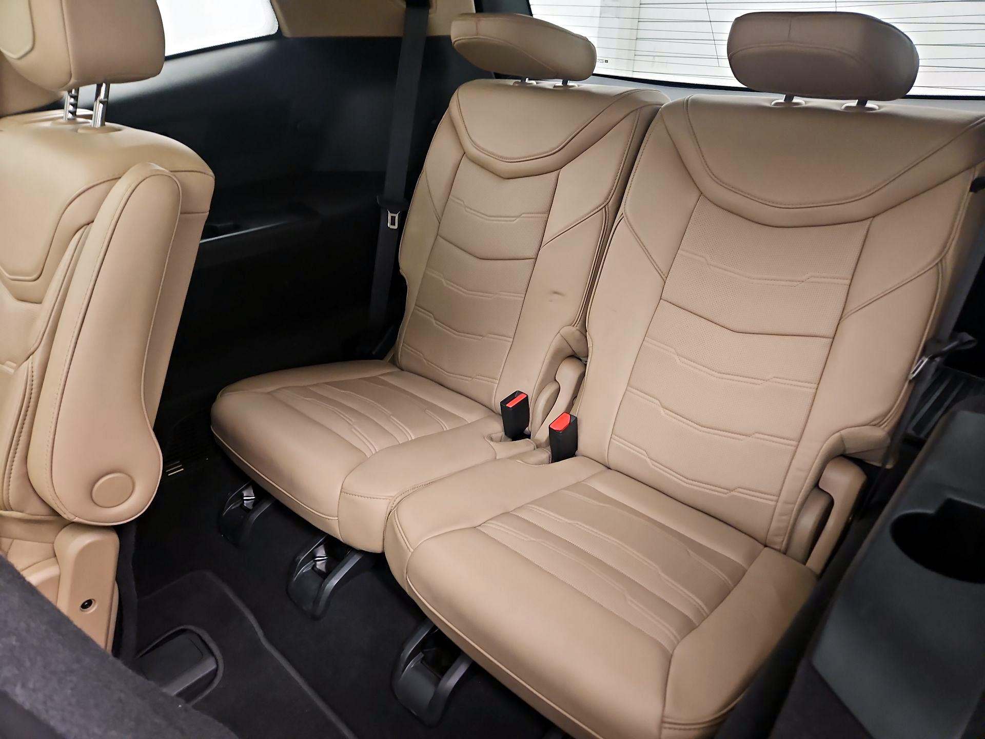 Thumbnail: 2022 Cadillac XT6 - 20