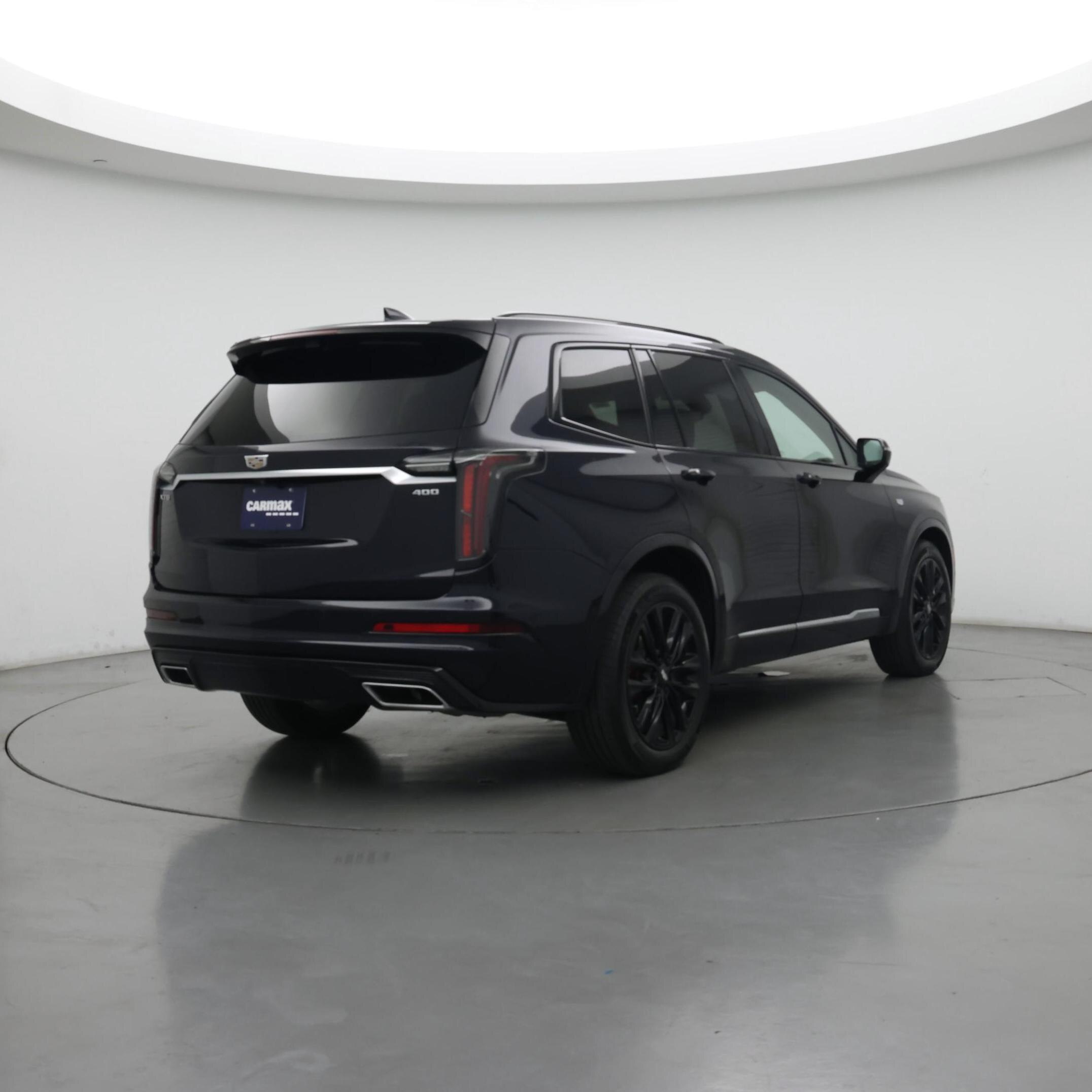 Thumbnail: 2022 Cadillac XT6 - 8